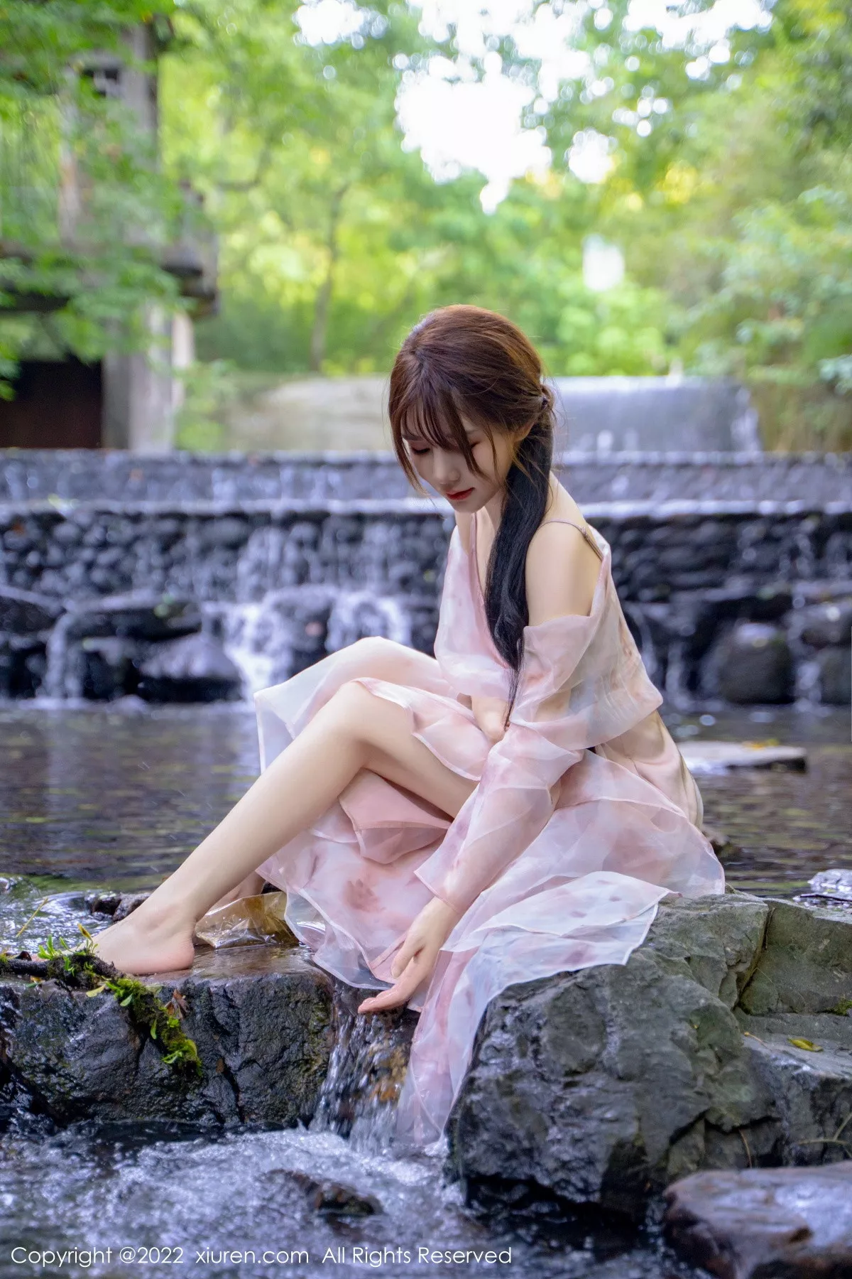 [XiuRen秀人网]第5690期婠婠么写真  第8张-《94零社区》