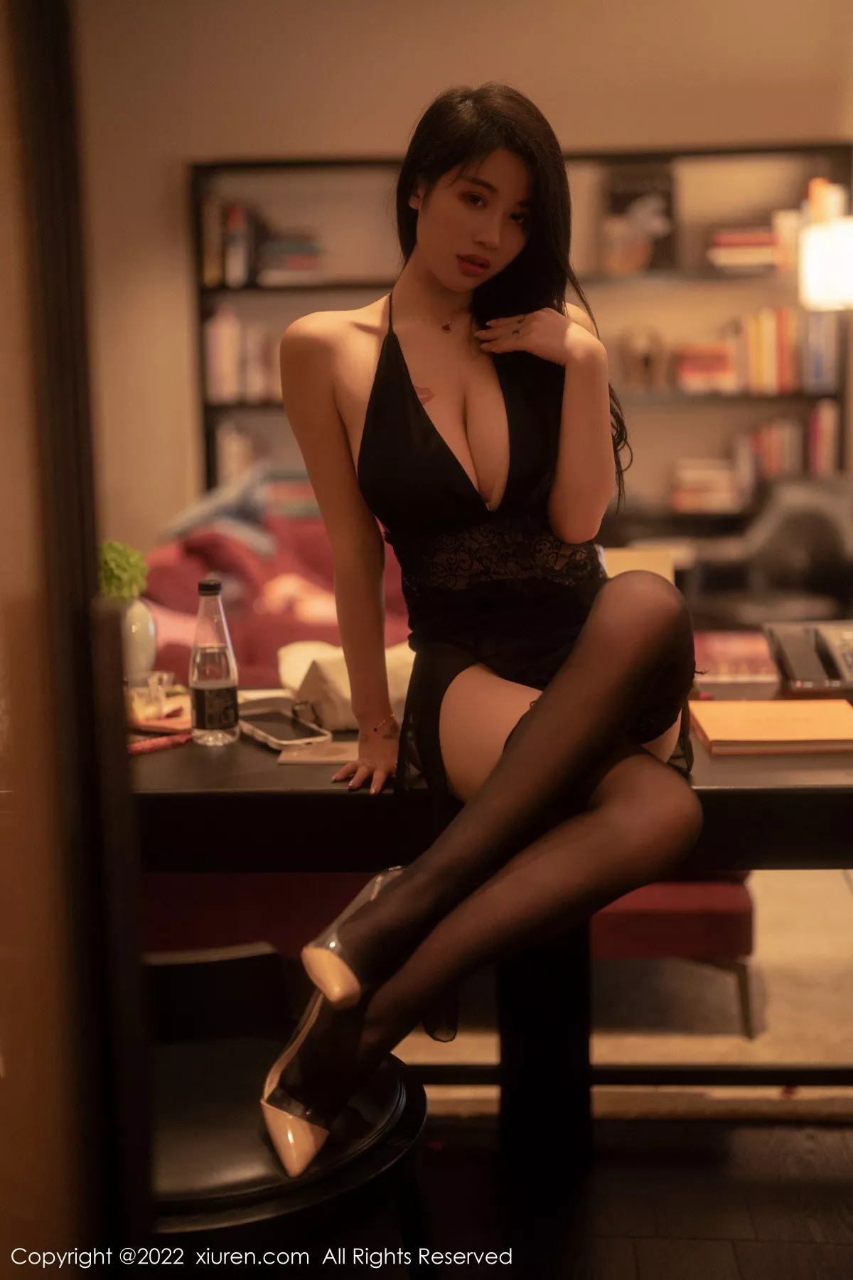 [XiuRen秀人网]第5722期美七写真  第6张-《94零社区》