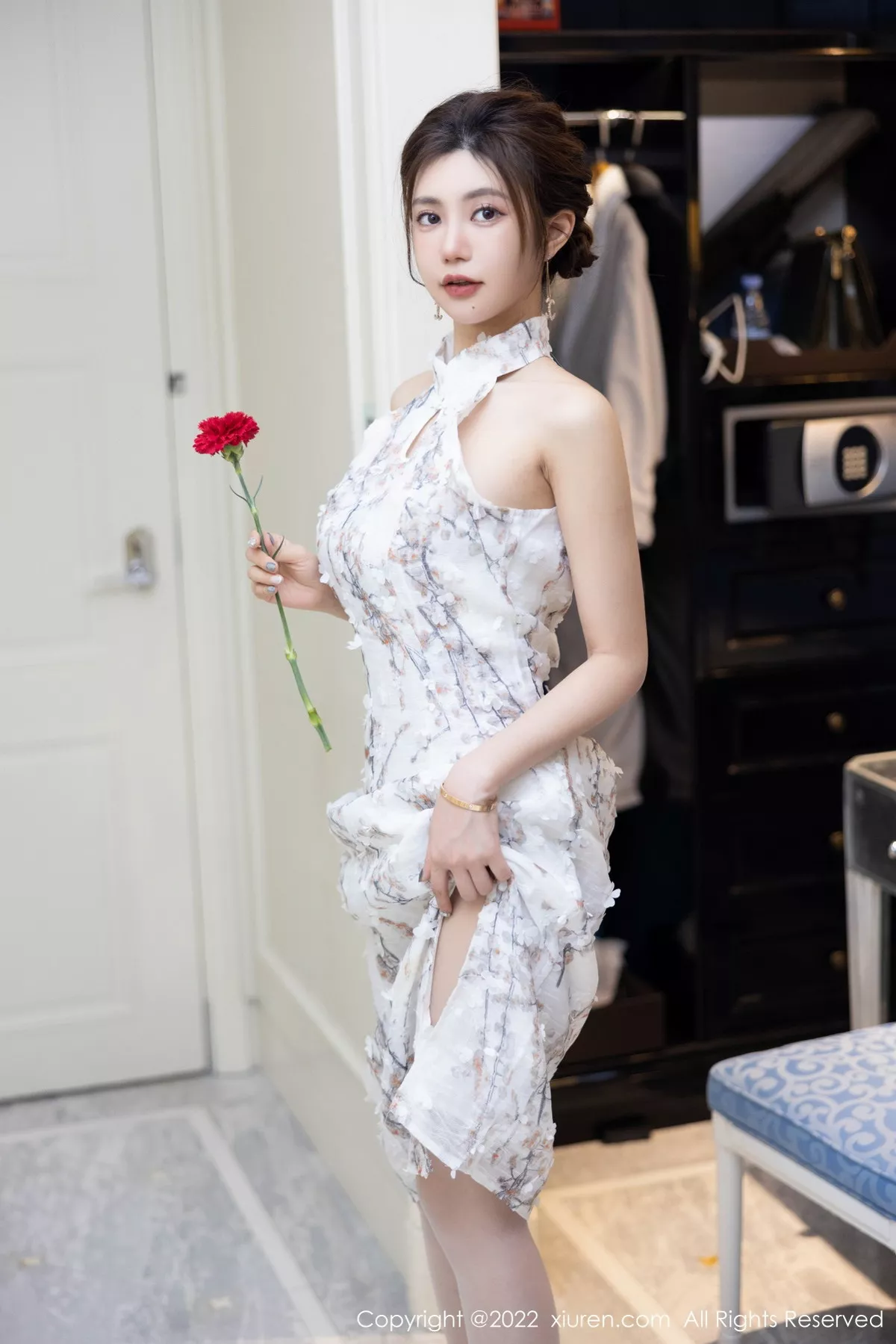 [XiuRen秀人网]第5713期绮里嘉写真  第8张-《94零社区》