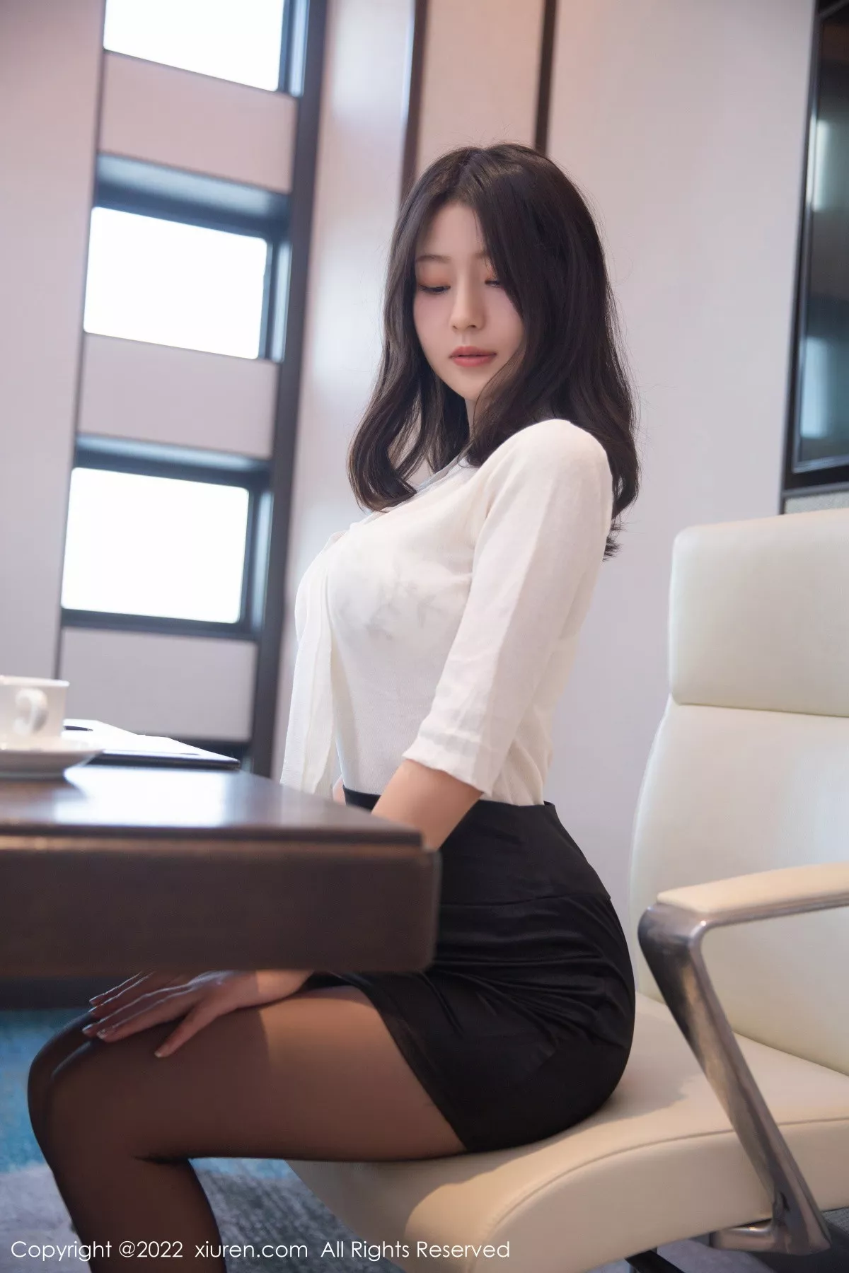 [XiuRen秀人网]第5705期熊小诺写真  第2张-《94零社区》