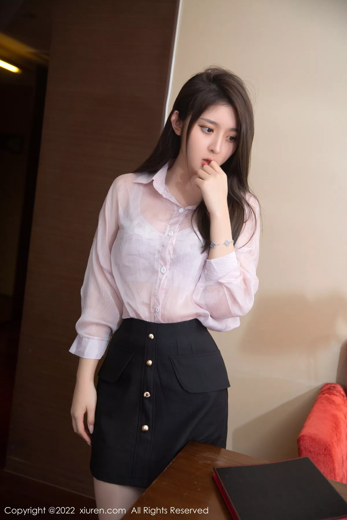 [XiuRen秀人网]第5741期夏甜甜写真  第6张-《94零社区》