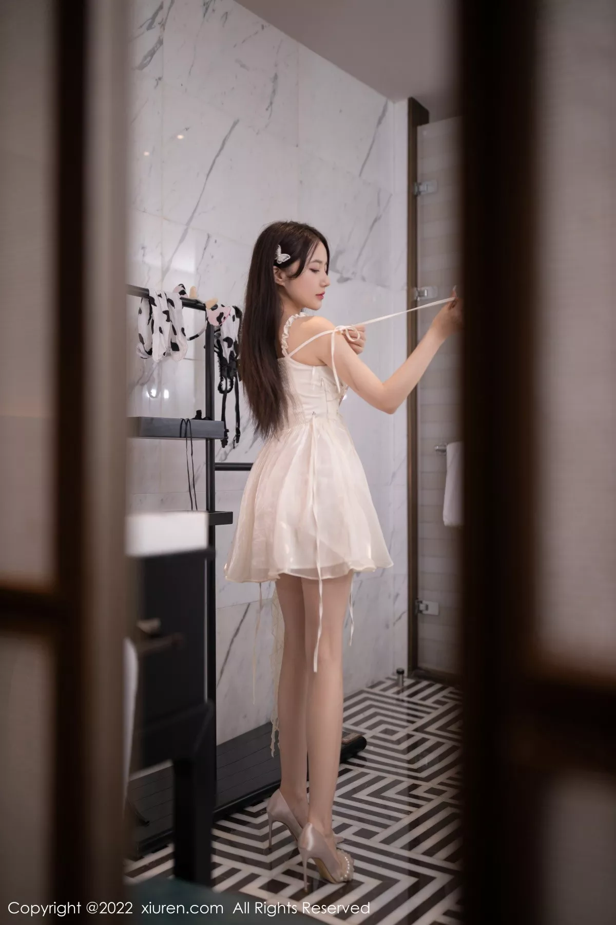 [XiuRen秀人网]第5776期鱼子酱写真  第16张-《94零社区》