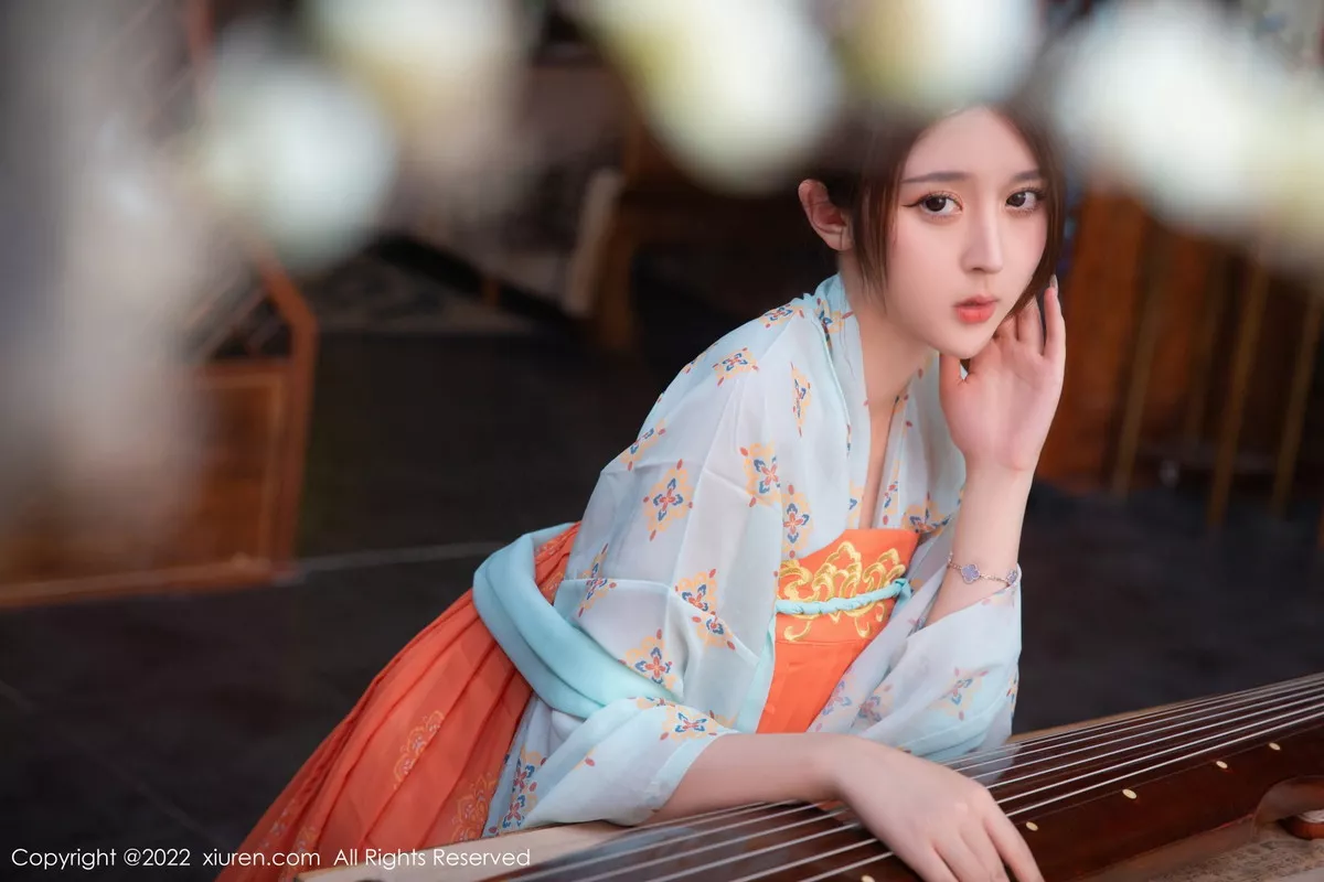 [XiuRen秀人网]第5772期夏甜甜写真  第1张-《94零社区》