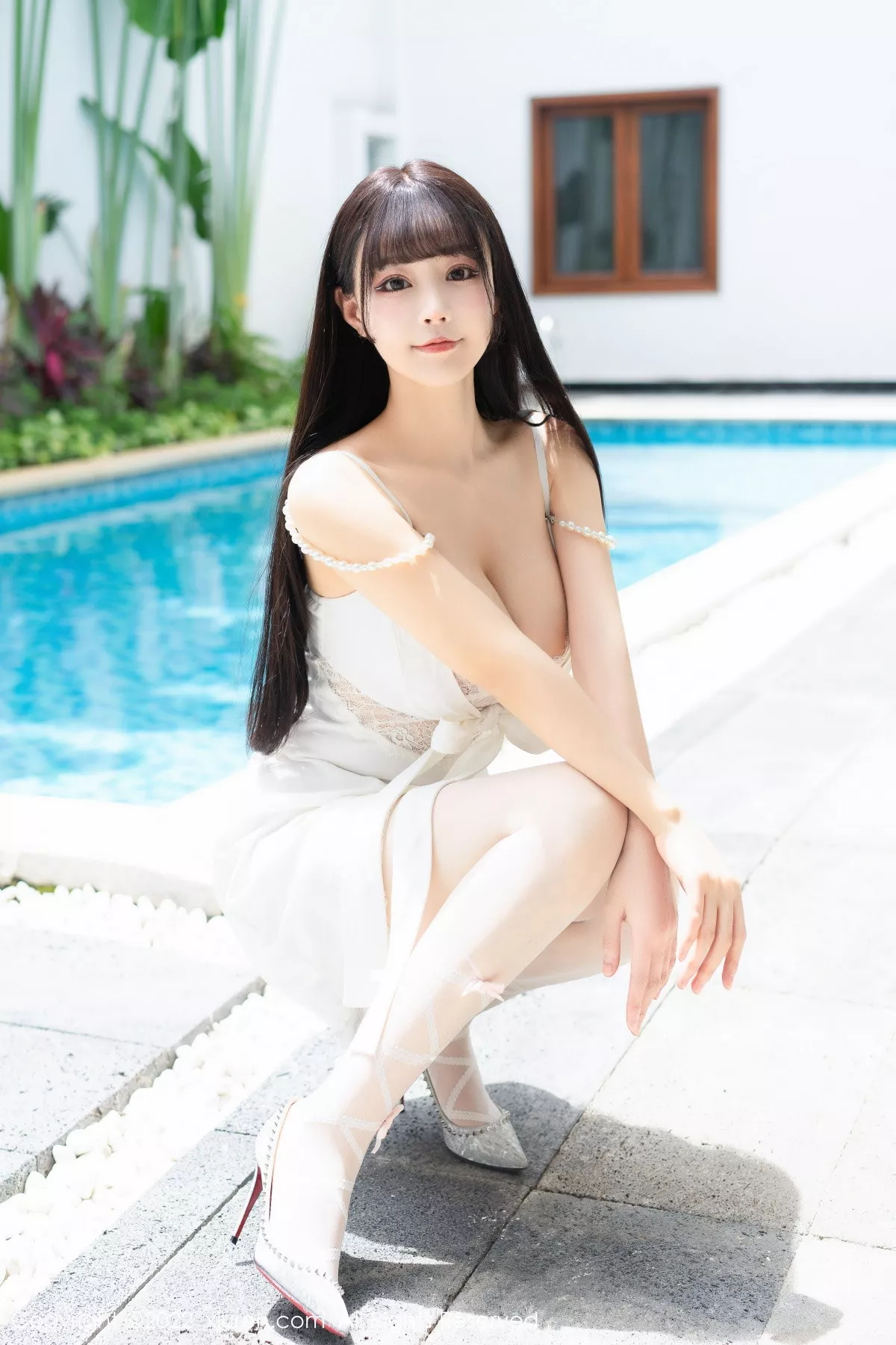 [XiuRen秀人网]第5755期朱可儿写真  第2张-《94零社区》