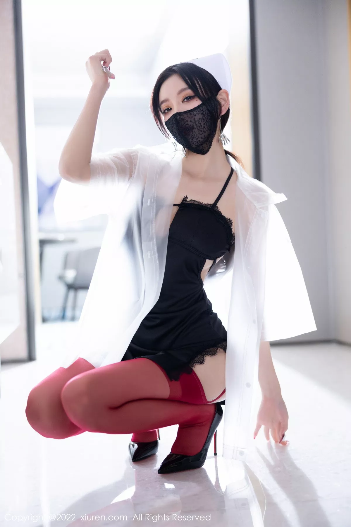 [XiuRen秀人网]第5751期杨晨晨写真  第9张-《94零社区》