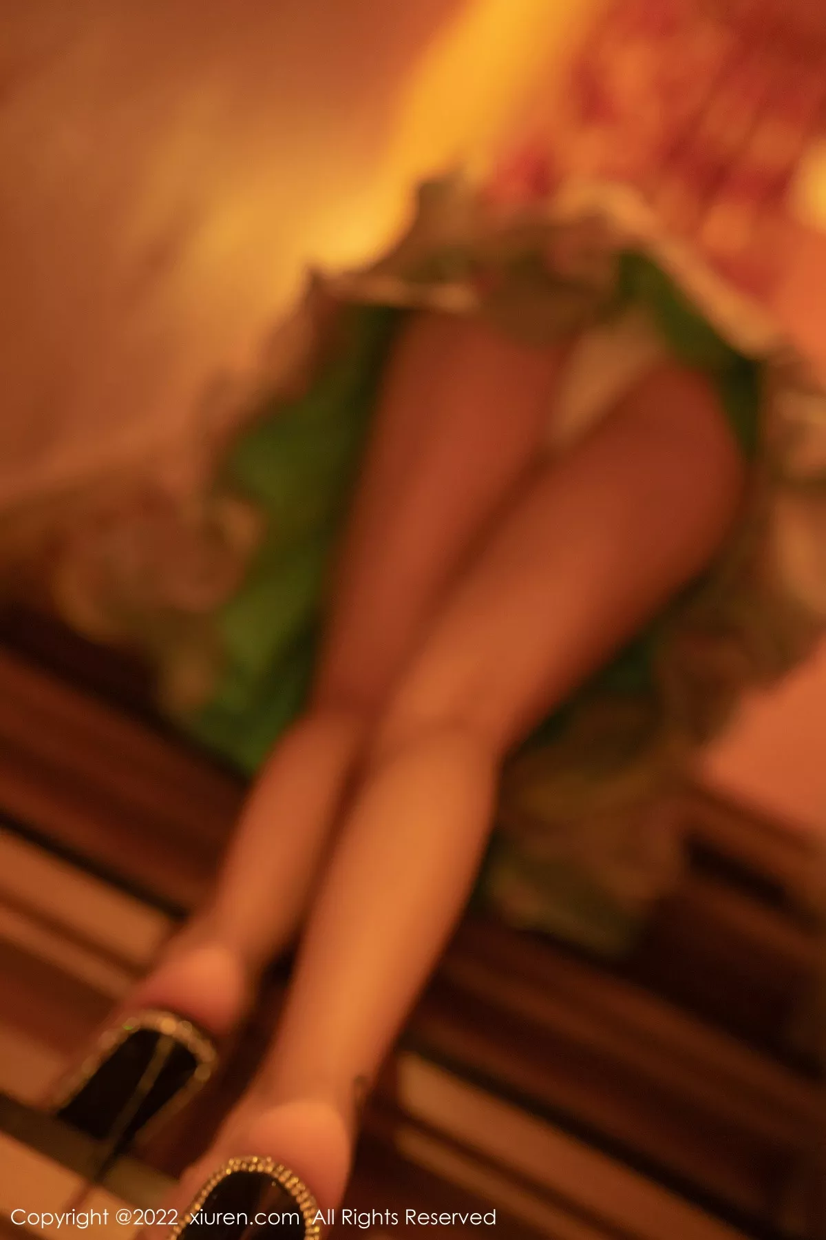 [XiuRen秀人网]第5749期露露写真  第13张-《94零社区》