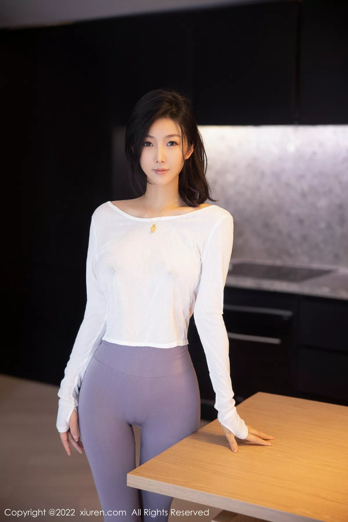[XiuRen秀人网]第5799期苏苏阿写真  第3张-《94零社区》