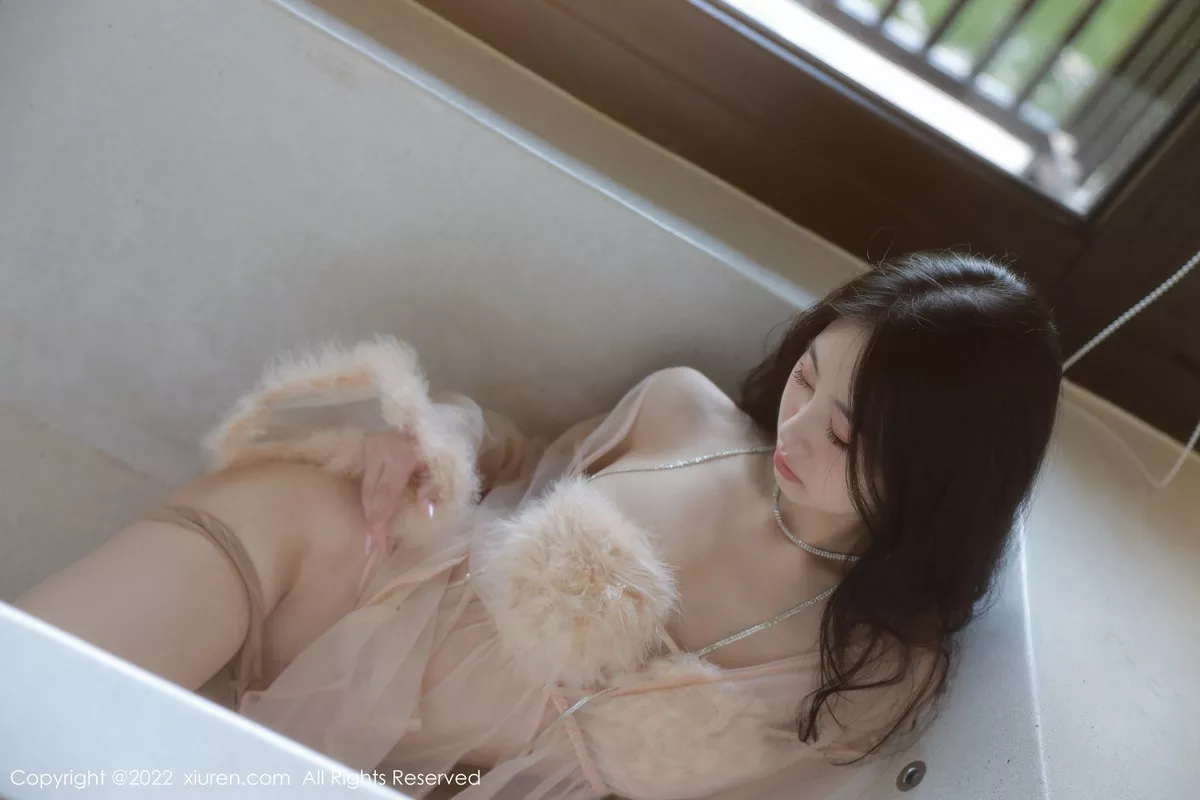 [XiuRen秀人网]第5796期谢晚晚写真  第22张-《94零社区》