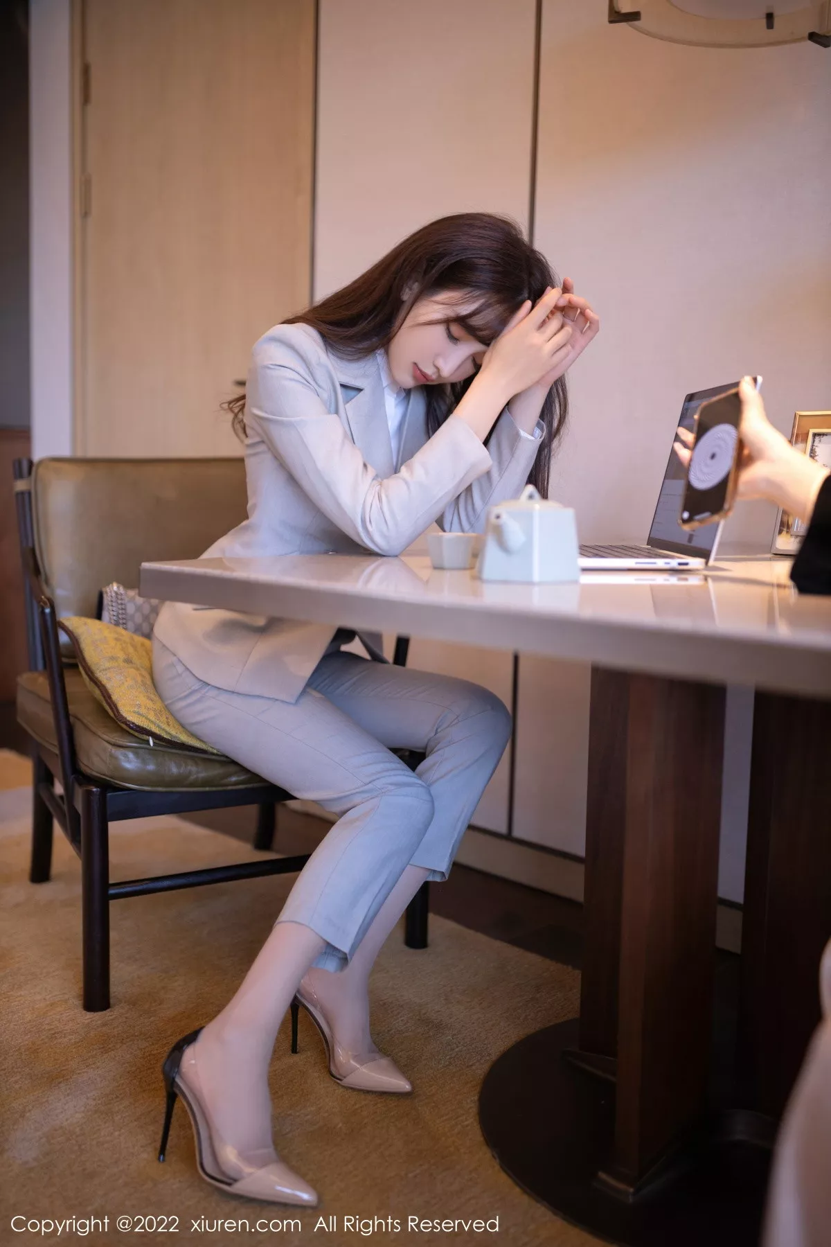 [XiuRen秀人网]第5840期陆萱萱写真  第14张-《94零社区》