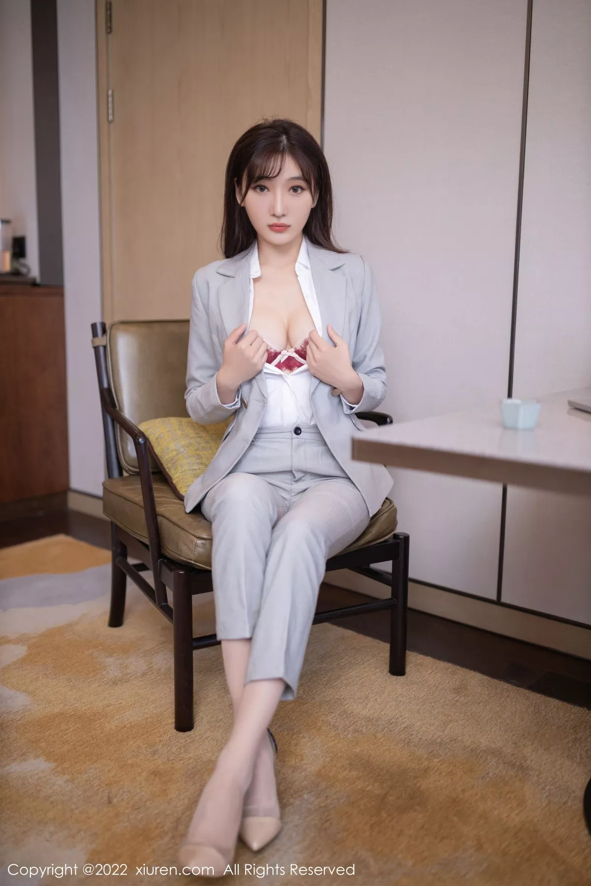 [XiuRen秀人网]第5840期陆萱萱写真  第25张-《94零社区》