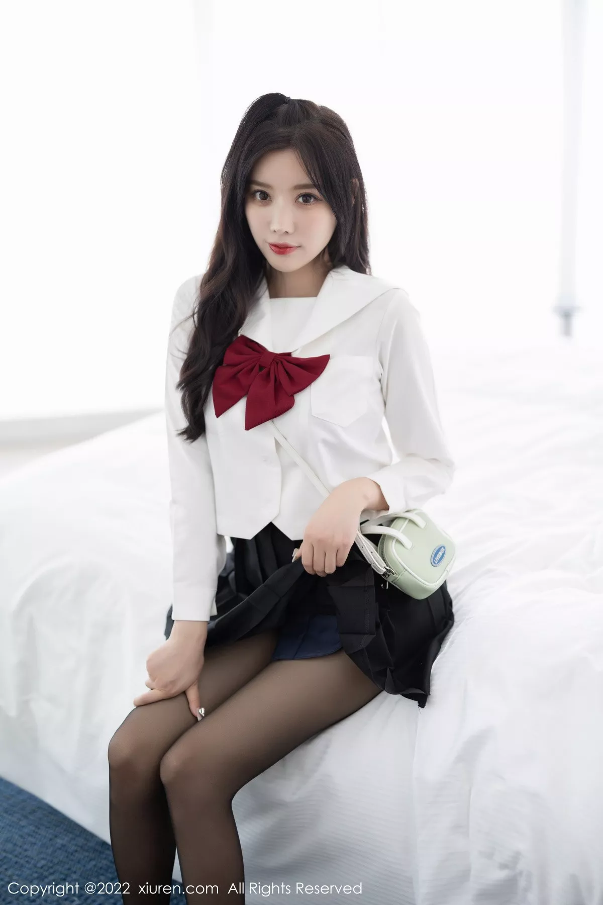 [XiuRen秀人网]第5823期杨晨晨写真  第4张-《94零社区》