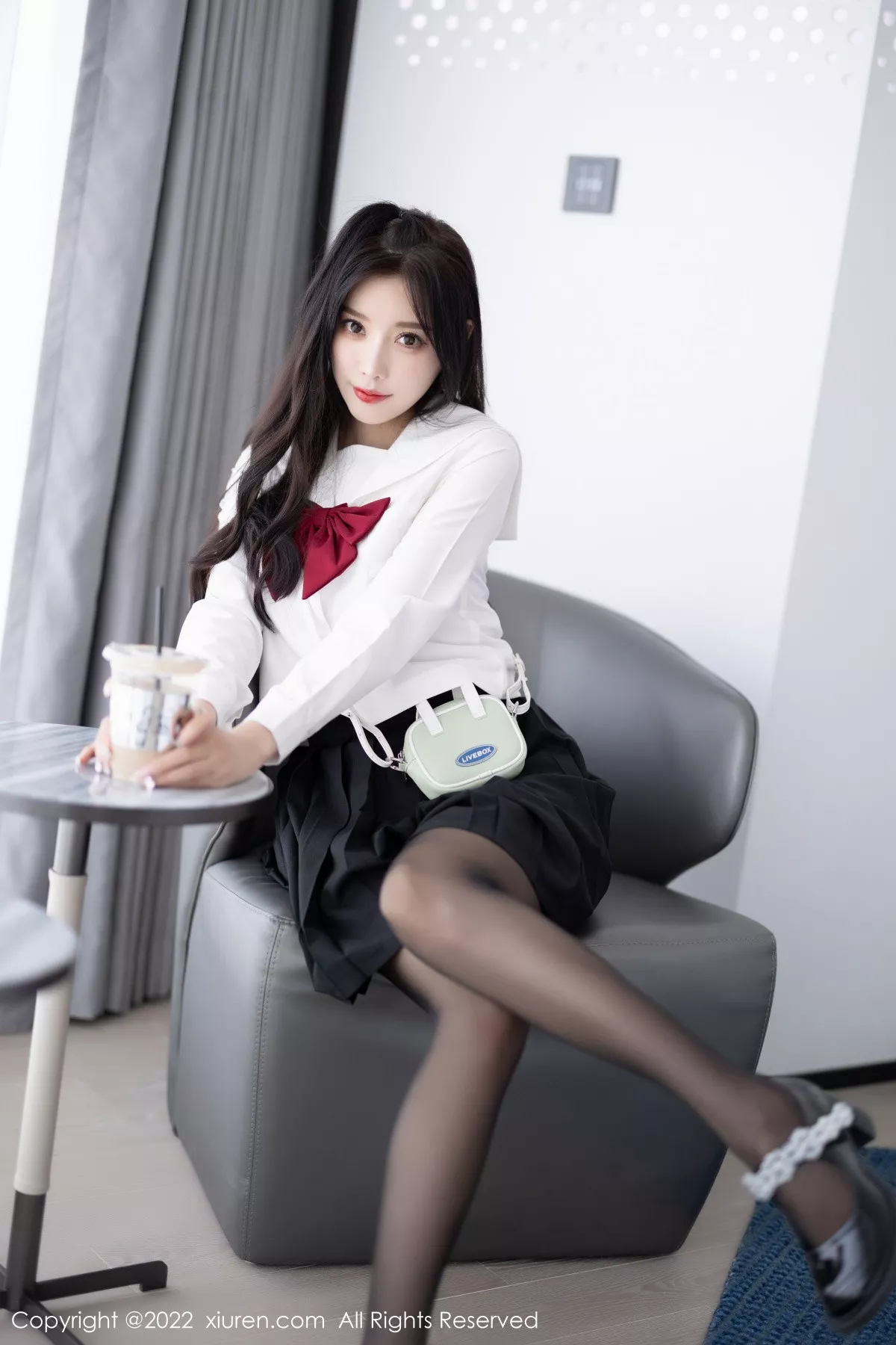 [XiuRen秀人网]第5823期杨晨晨写真  第12张-《94零社区》