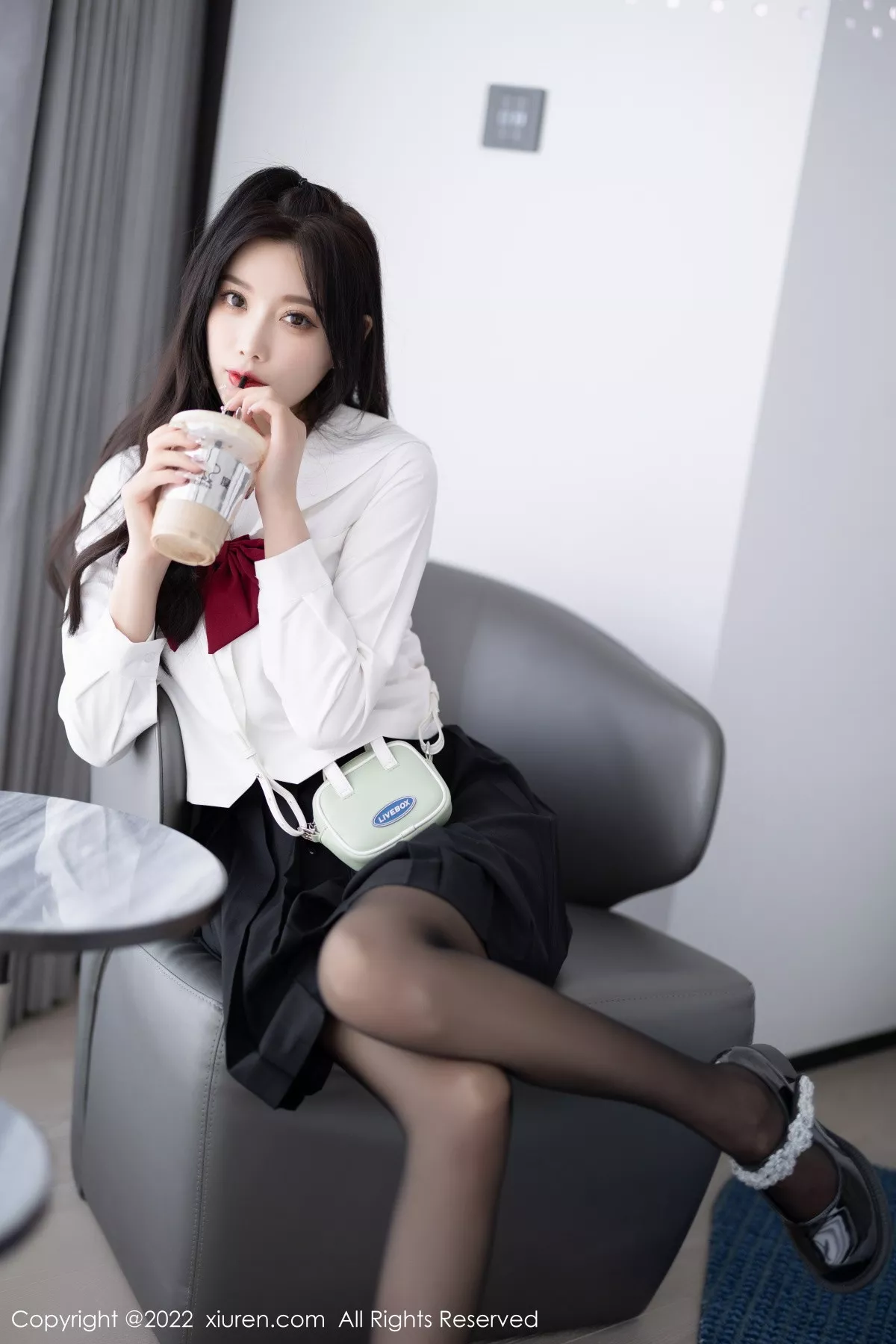 [XiuRen秀人网]第5823期杨晨晨写真  第13张-《94零社区》