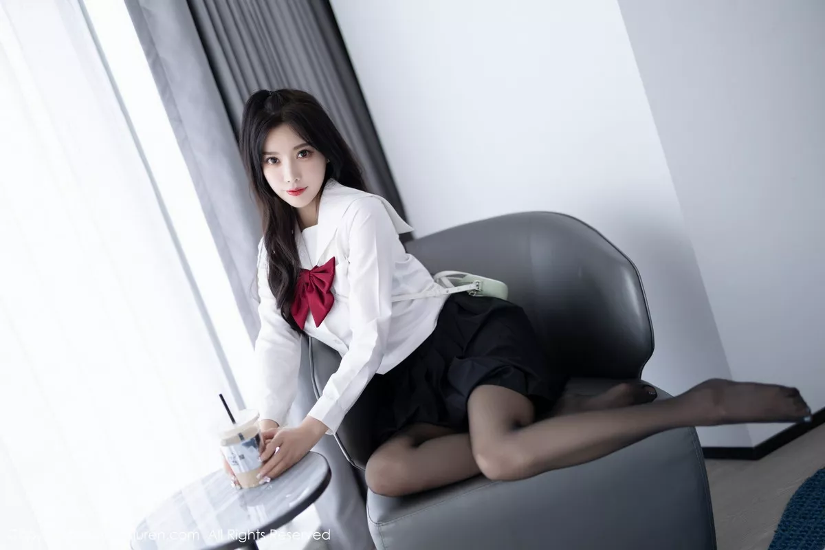 [XiuRen秀人网]第5823期杨晨晨写真  第27张-《94零社区》