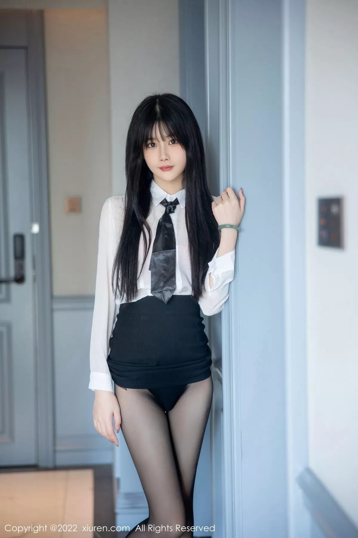[XiuRen秀人网]第5861期77qiqi写真  第19张-《94零社区》