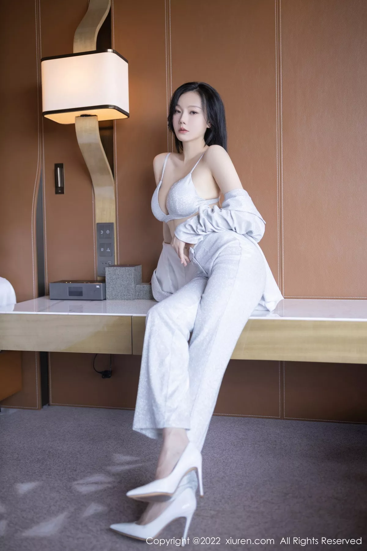 [XiuRen秀人网]第5859期安然写真  第18张-《94零社区》