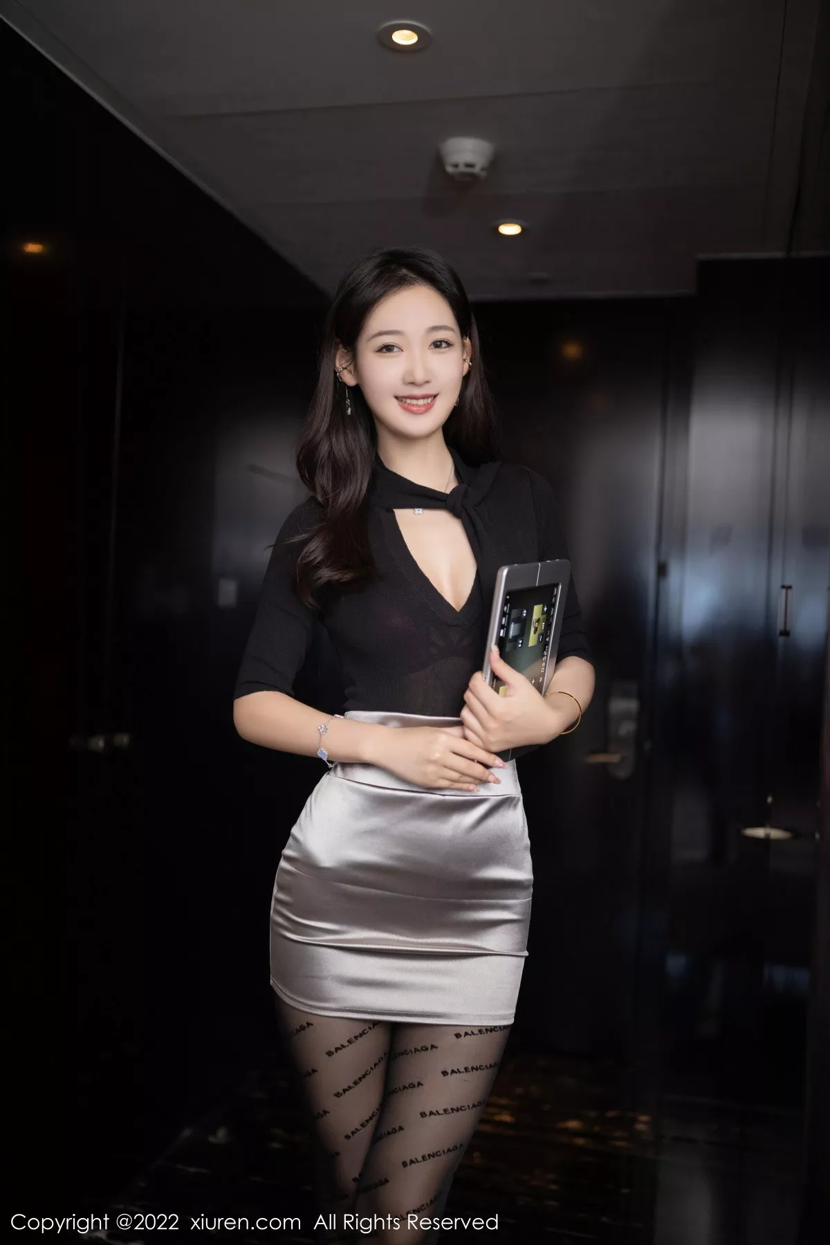 [XiuRen秀人网]第5887期唐安琪写真  第1张-《94零社区》