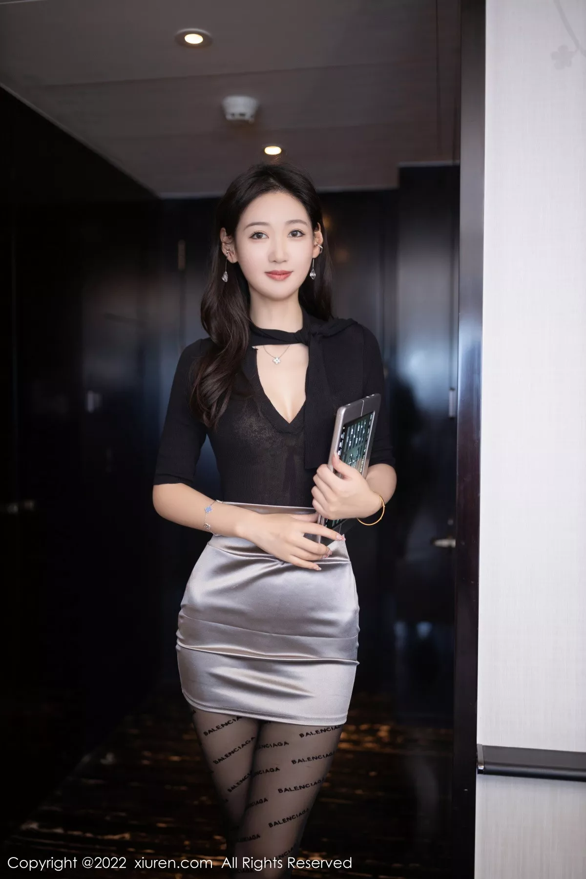 [XiuRen秀人网]第5887期唐安琪写真  第5张-《94零社区》