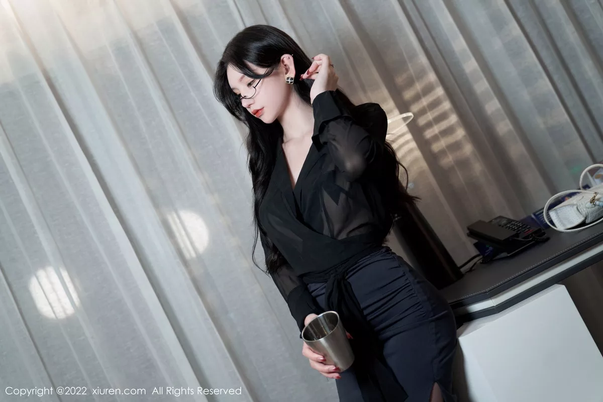[XiuRen秀人网]第5914期周于希写真  第19张-《94零社区》