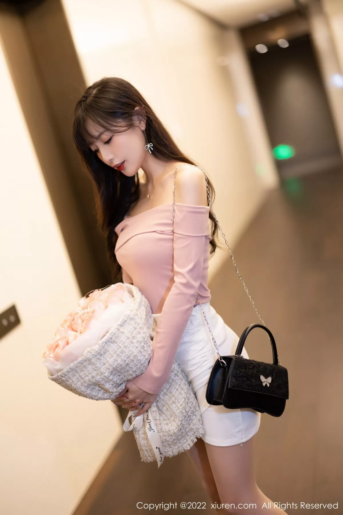 [XiuRen秀人网]第5934期林星阑写真  第2张-《94零社区》