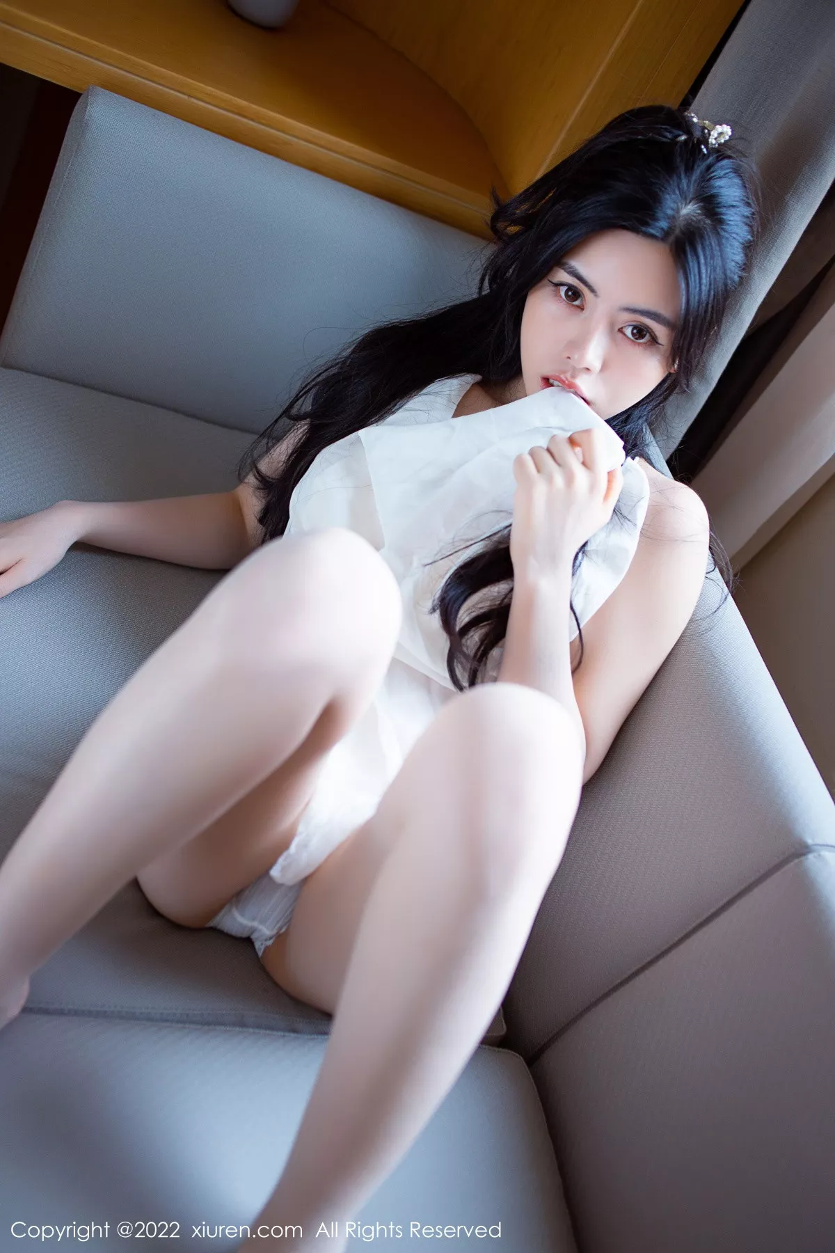 [XiuRen秀人网]第5929期白甜写真  第2张-《94零社区》