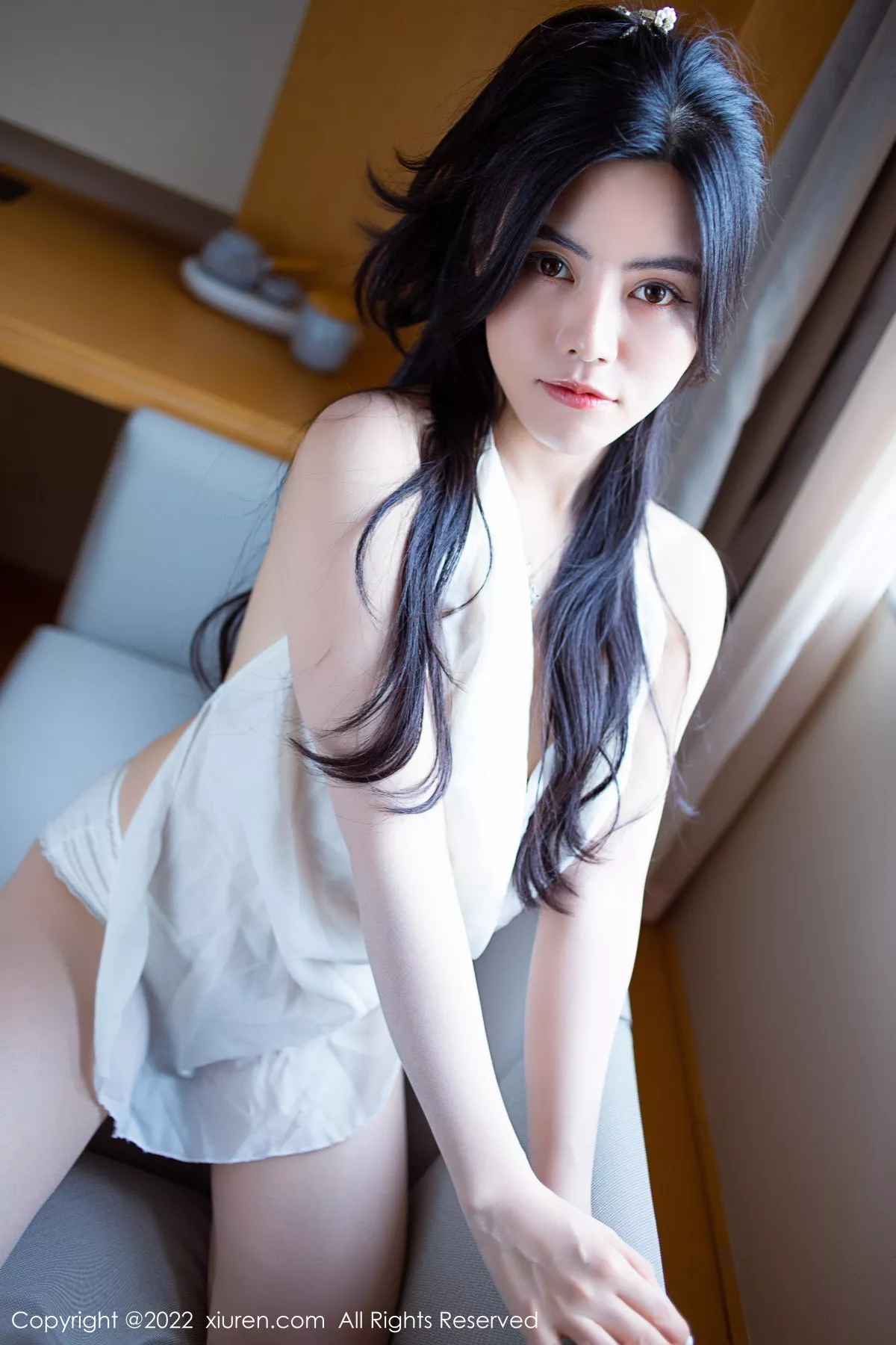 [XiuRen秀人网]第5929期白甜写真  第4张-《94零社区》
