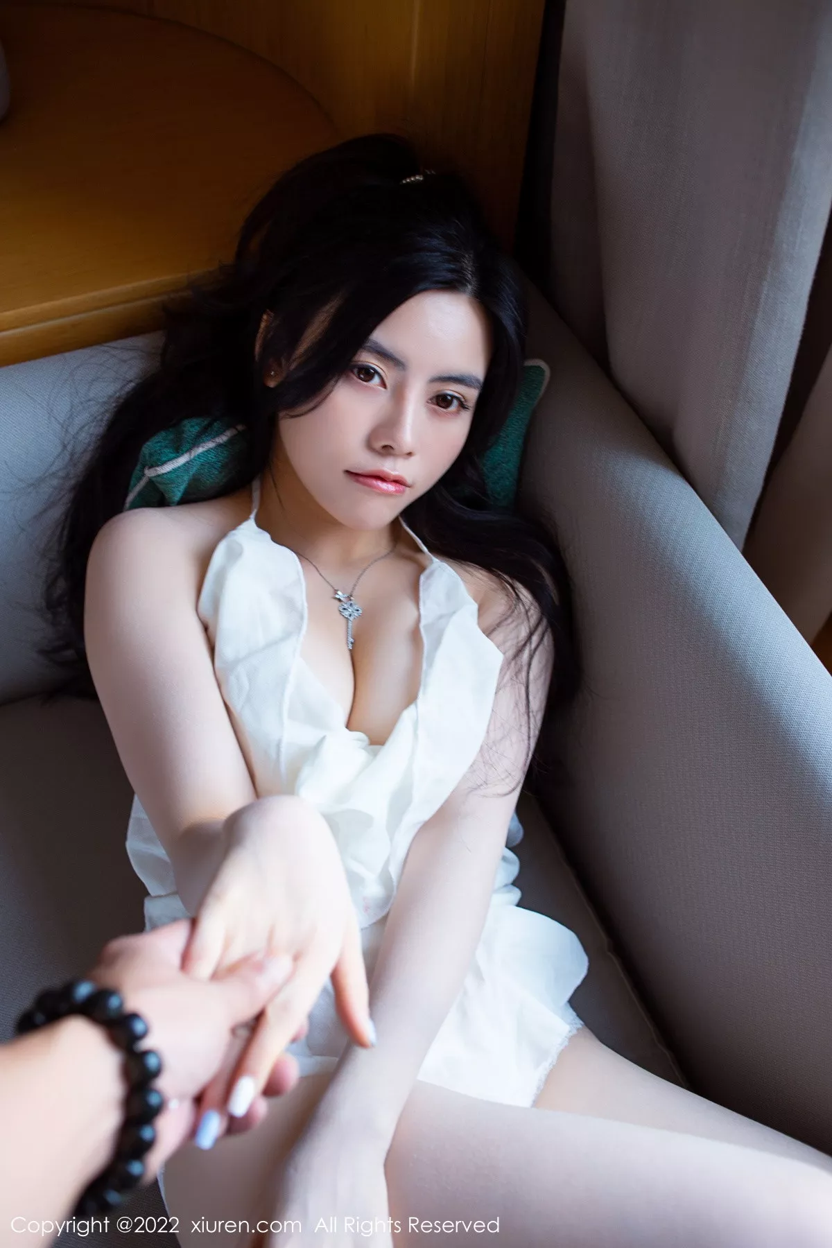 [XiuRen秀人网]第5929期白甜写真  第11张-《94零社区》