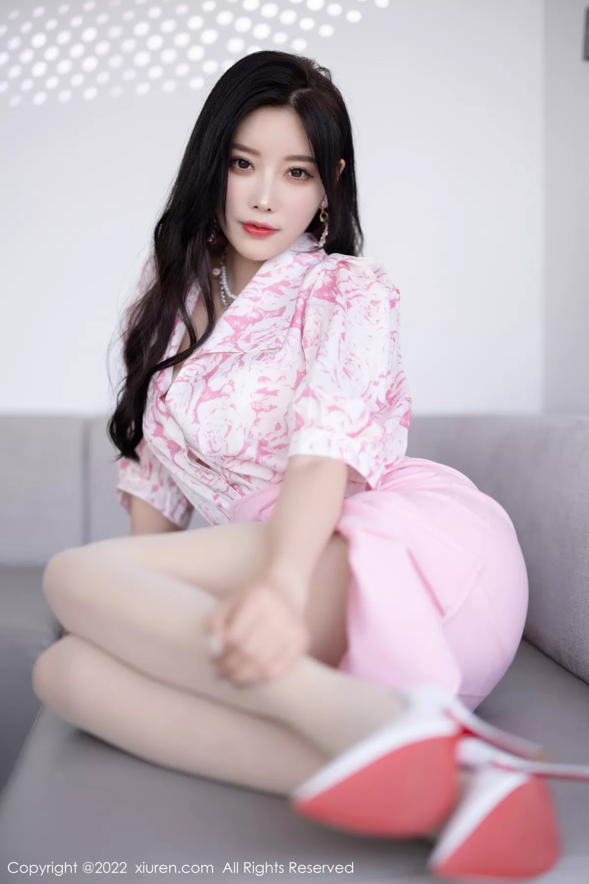 [XiuRen秀人网]第5927期杨晨晨写真  第14张-《94零社区》