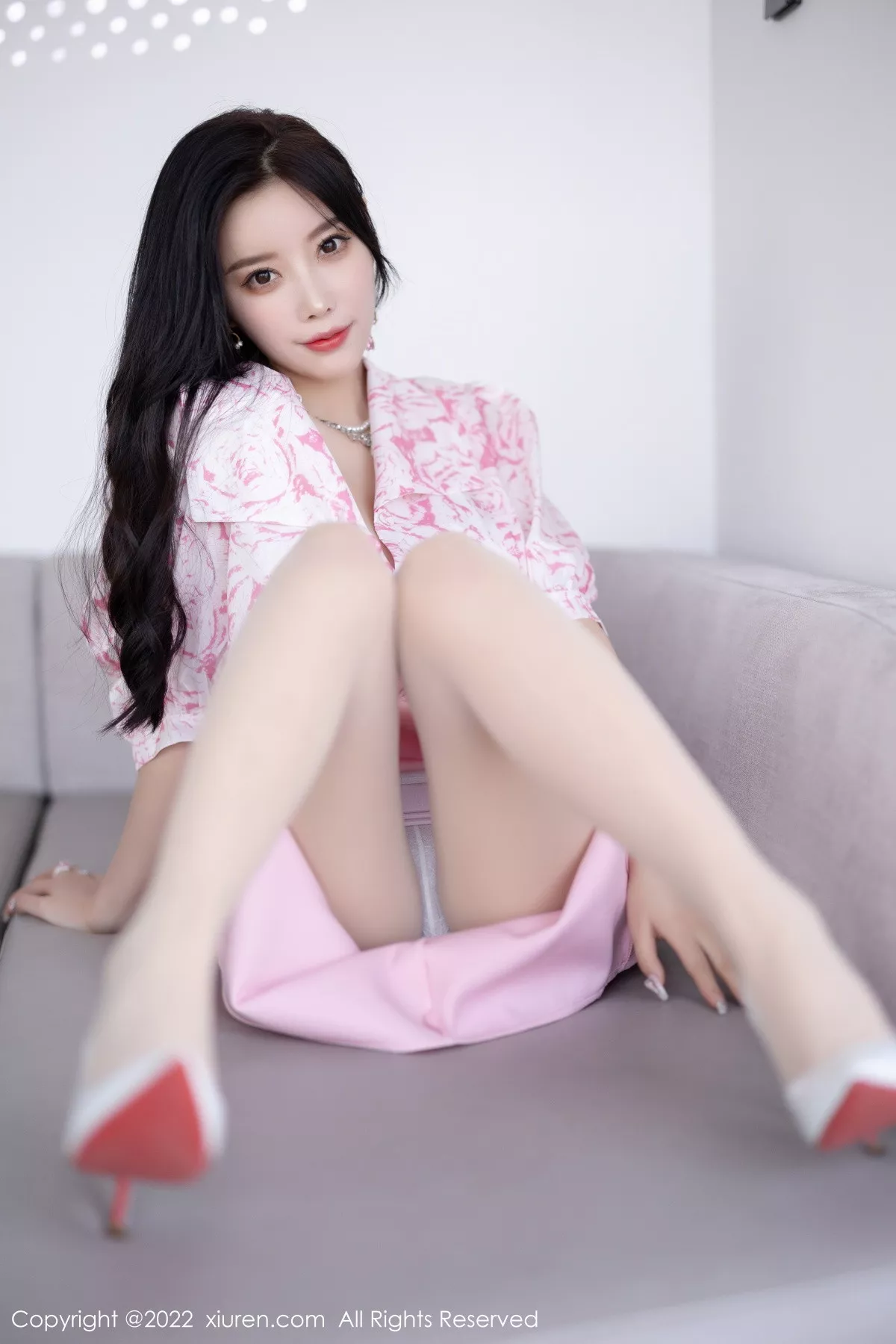 [XiuRen秀人网]第5927期杨晨晨写真  第16张-《94零社区》