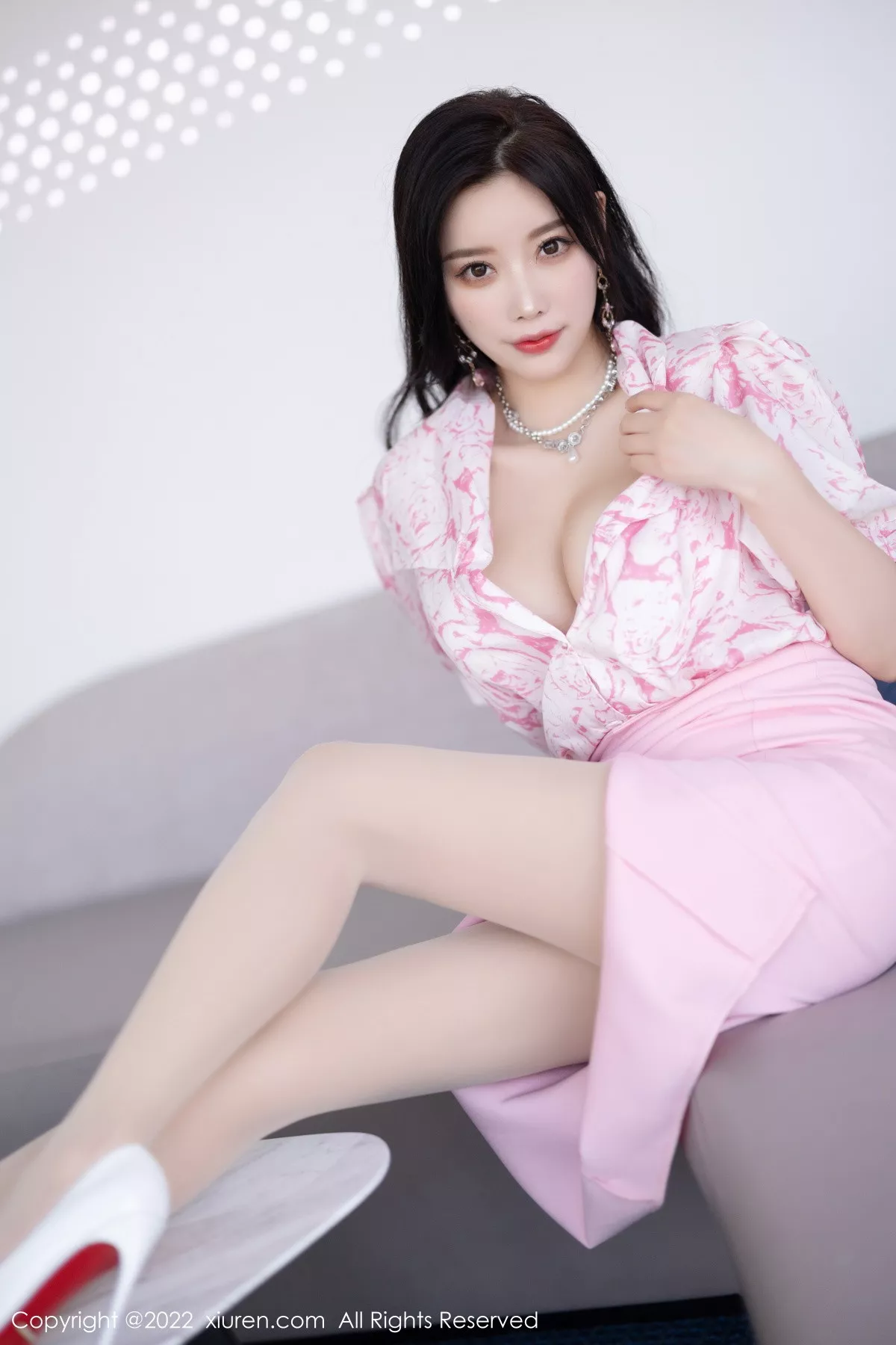 [XiuRen秀人网]第5927期杨晨晨写真  第18张-《94零社区》