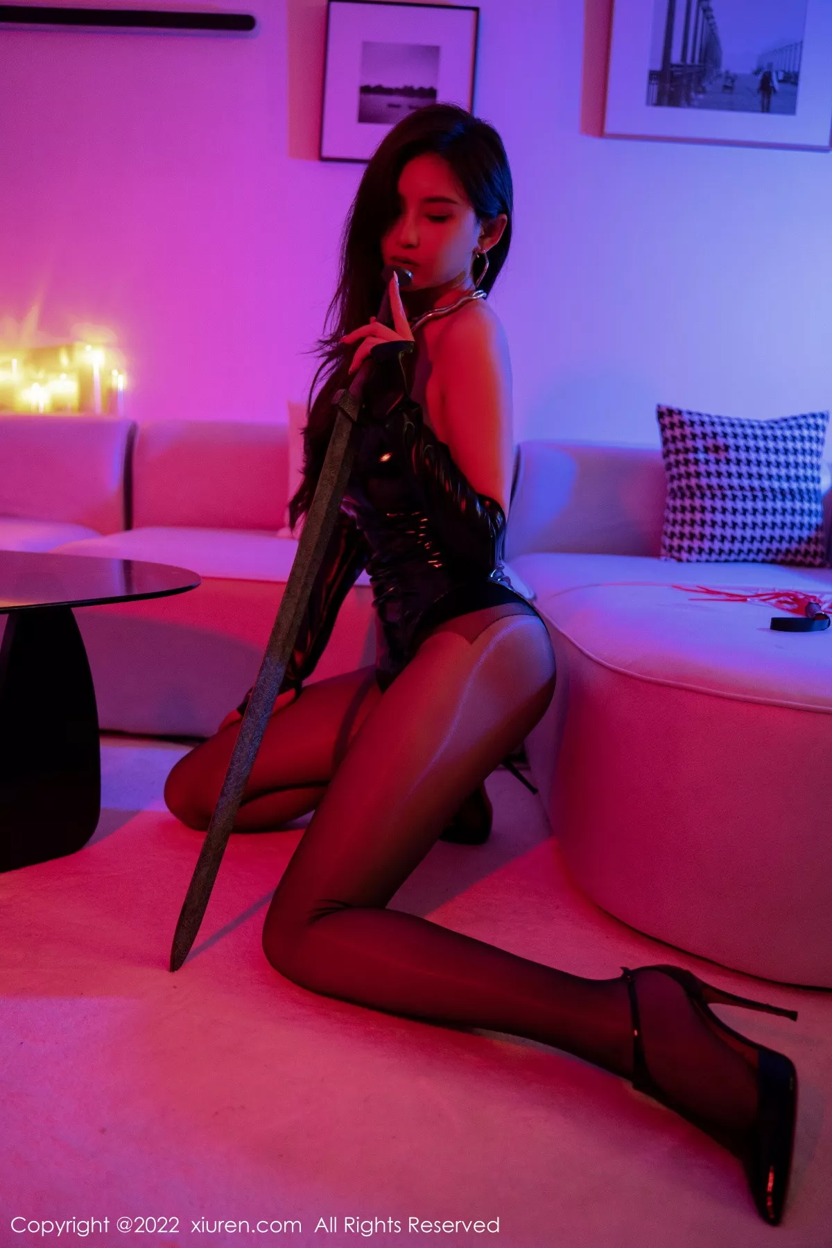 [XiuRen秀人网]第5957期奶瓶土肥圆写真  第16张-《94零社区》