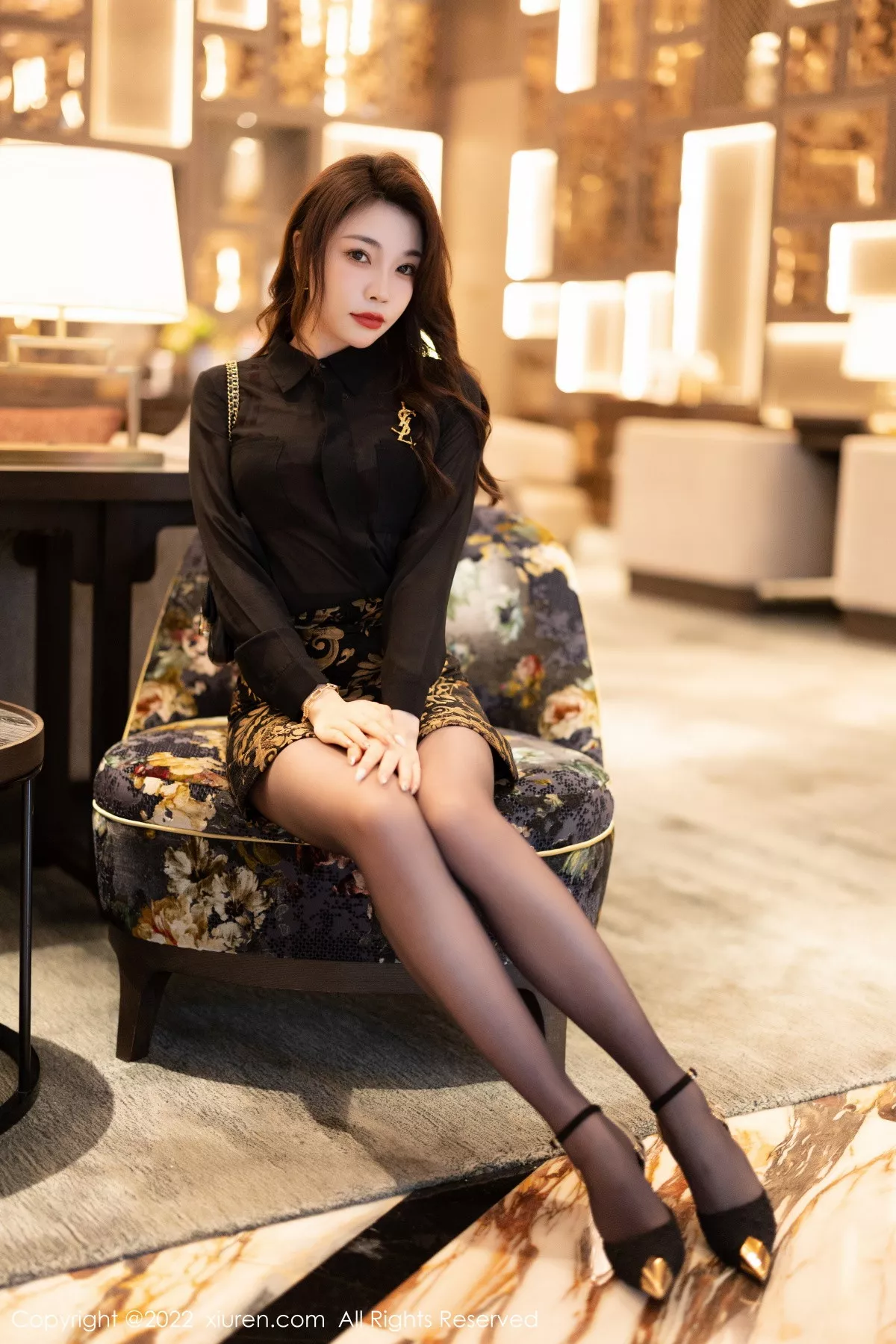 [XiuRen秀人网]第5953期徐莉芝写真  第2张-《94零社区》