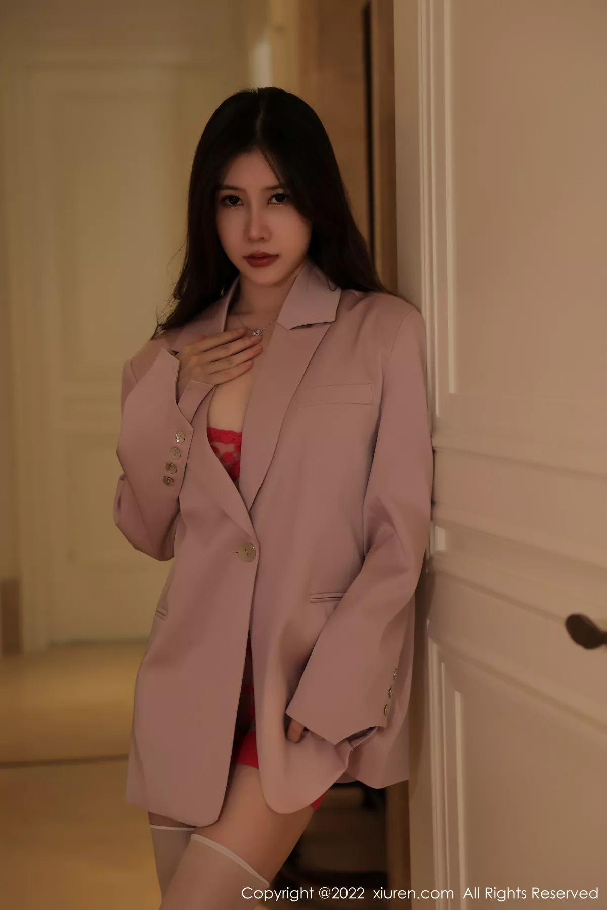 [XiuRen秀人网]第5951期尹甜甜写真  第3张-《94零社区》