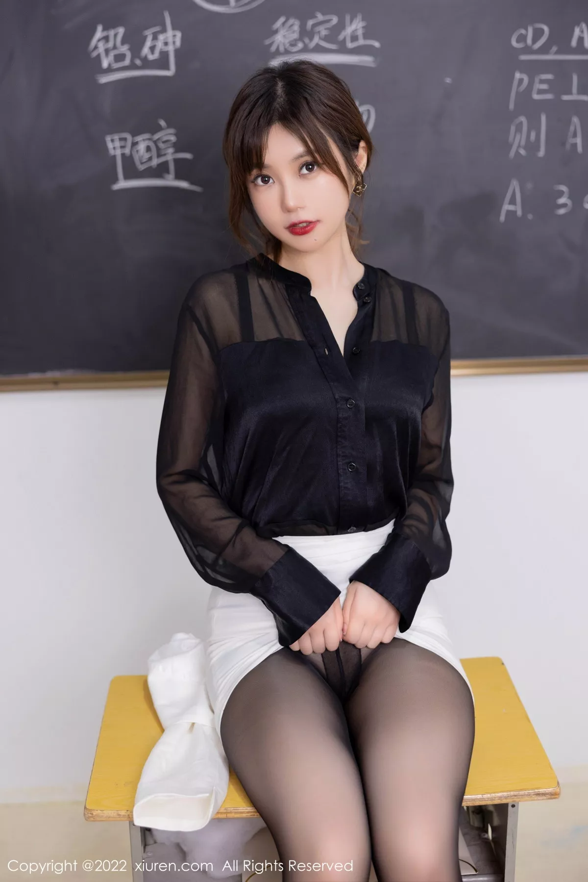 [XiuRen秀人网]第6008期绮里嘉写真  第26张-《94零社区》
