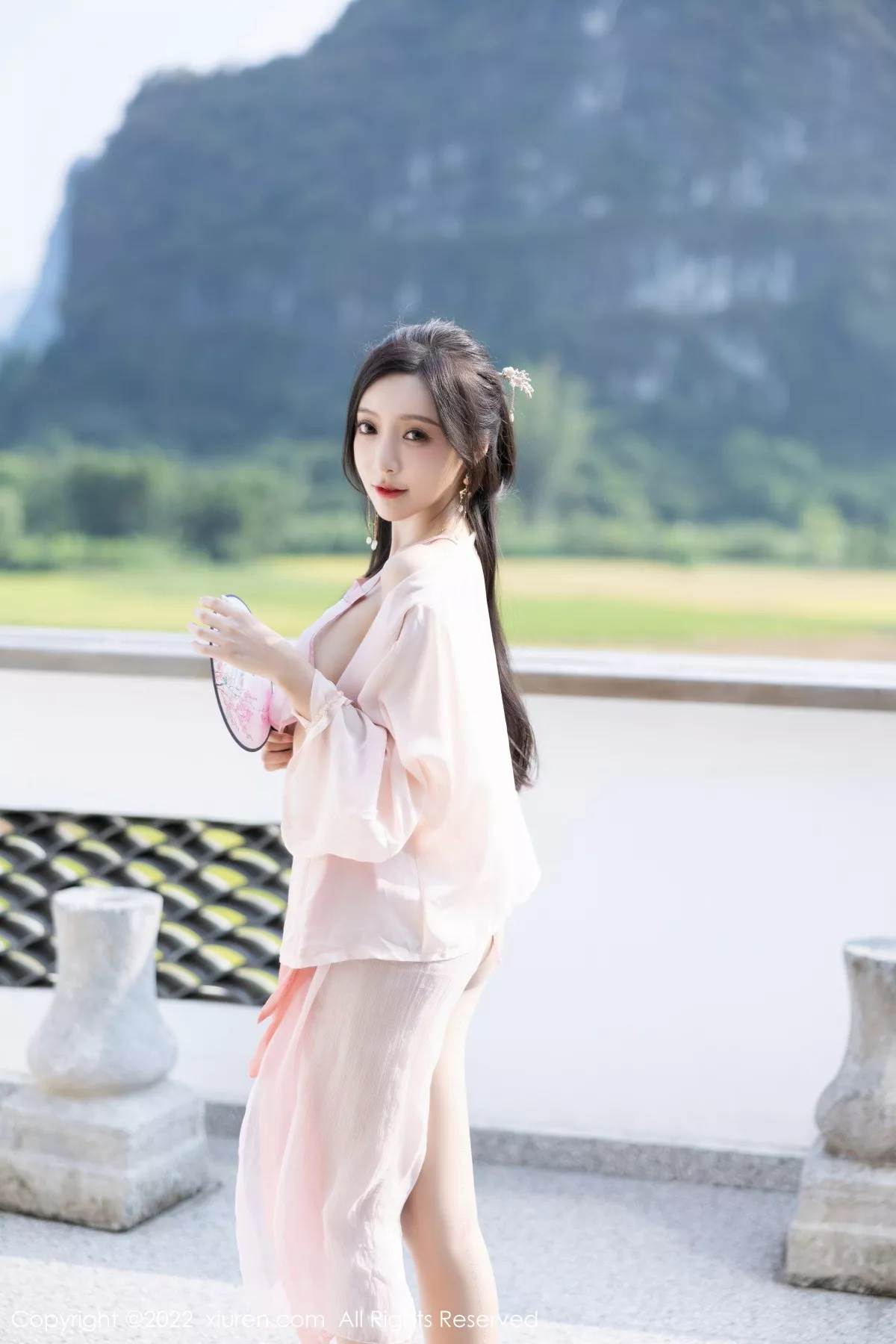 [XiuRen秀人网]第6040期王馨瑶写真  第12张-《94零社区》