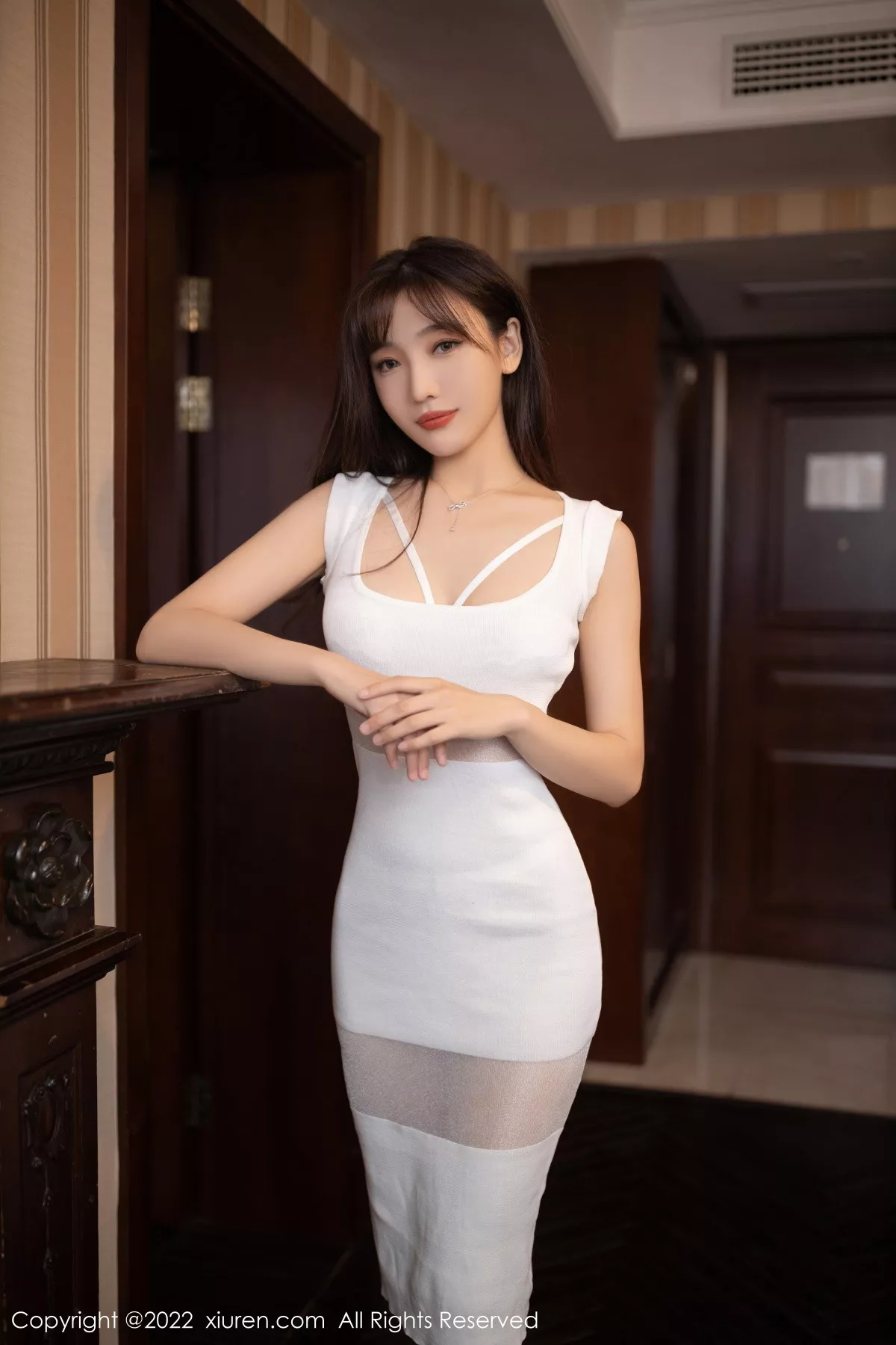 [XiuRen秀人网]第6034期陆萱萱写真  第2张-《94零社区》