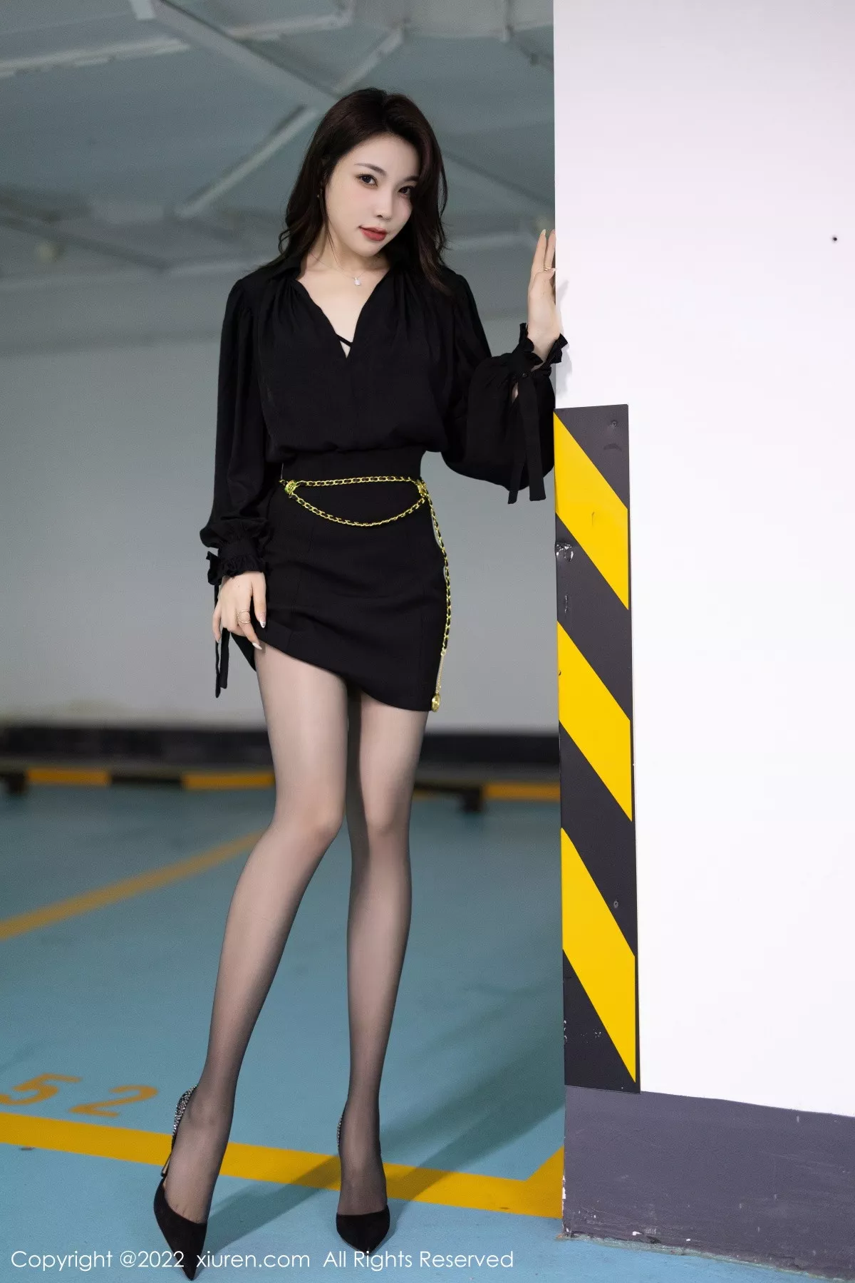 [XiuRen秀人网]第6033期徐莉芝写真  第4张-《94零社区》