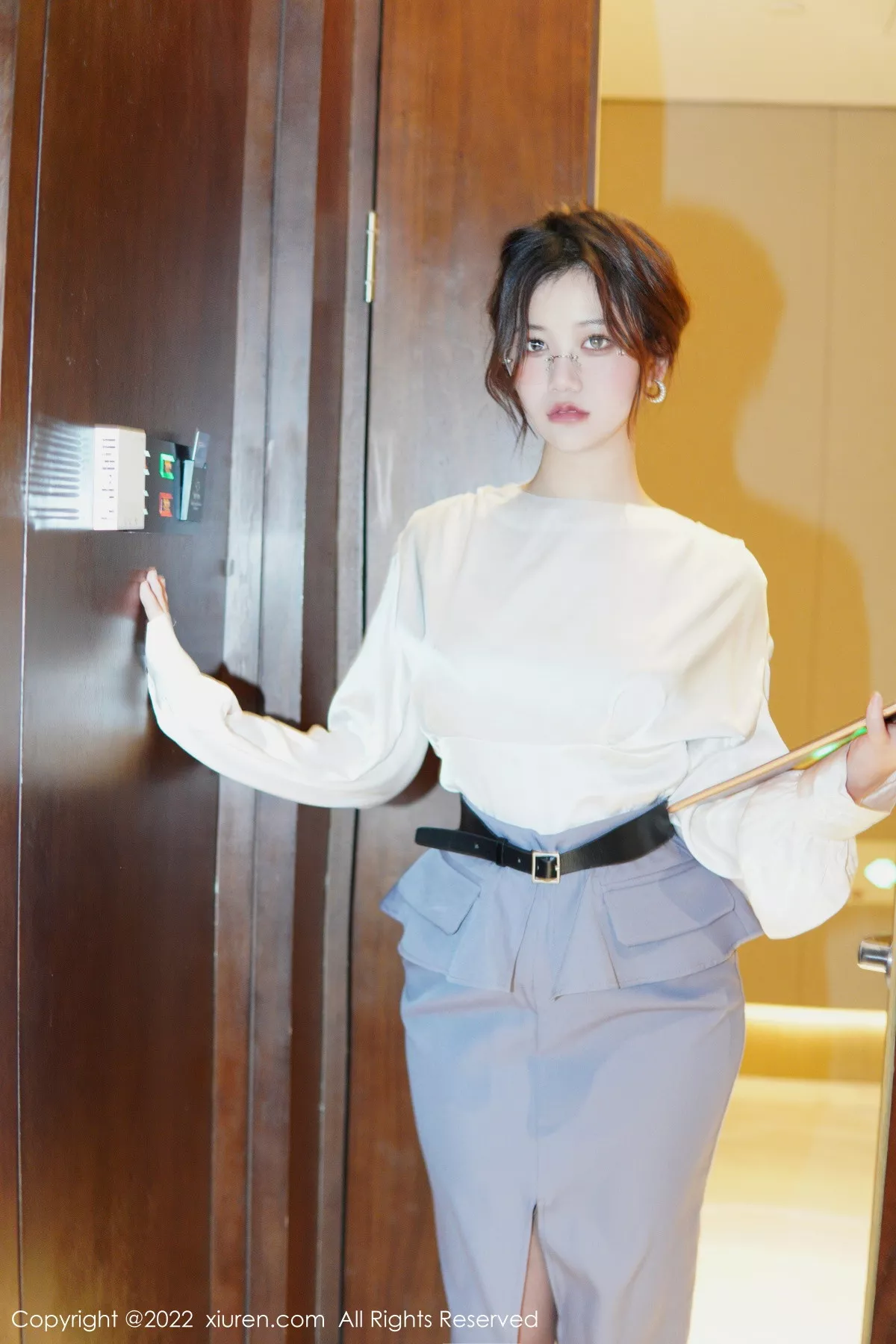 [XiuRen秀人网]第6028期奈奈子写真  第2张-《94零社区》