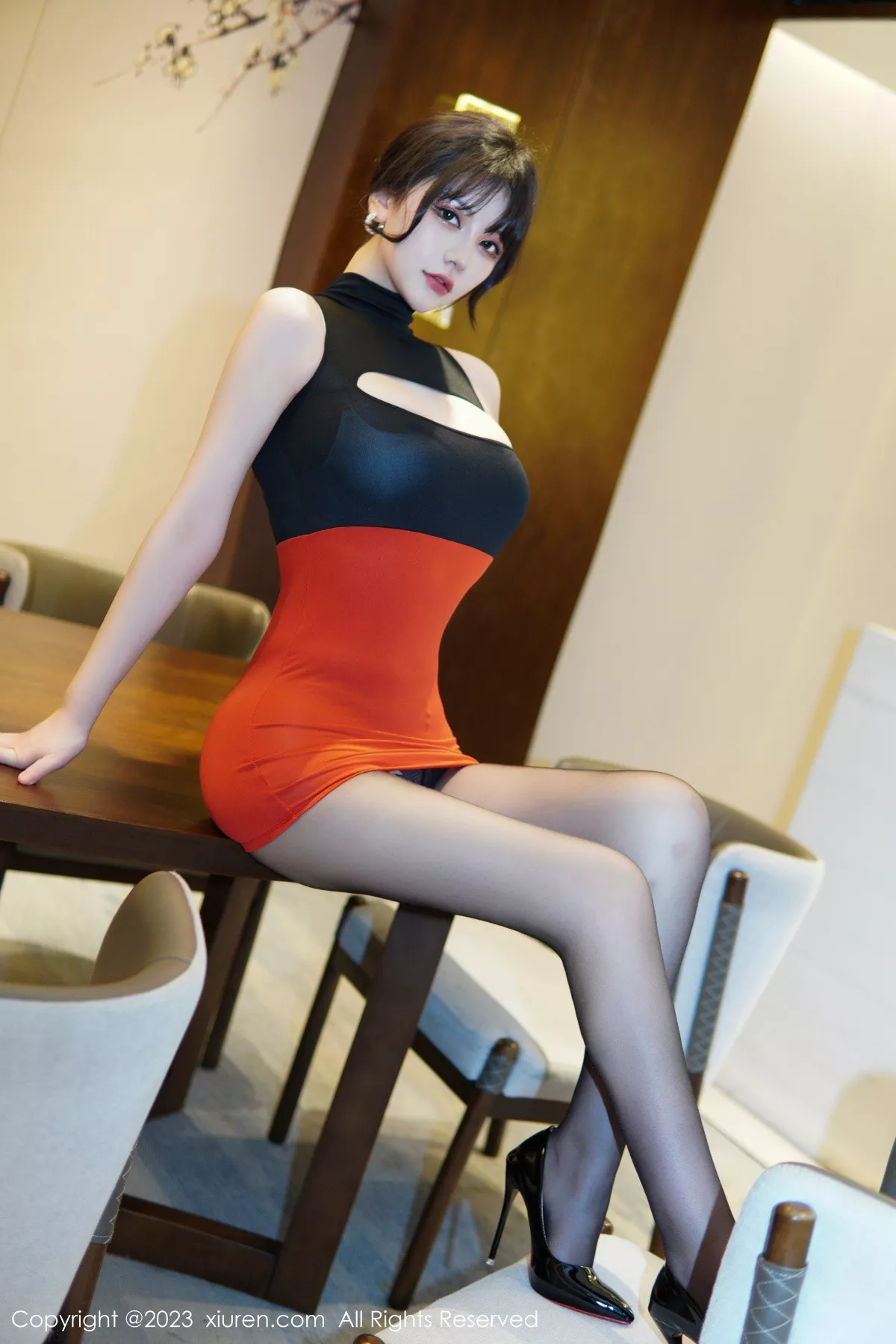 [XiuRen秀人网]第6075期桃桃子写真  第13张-《94零社区》