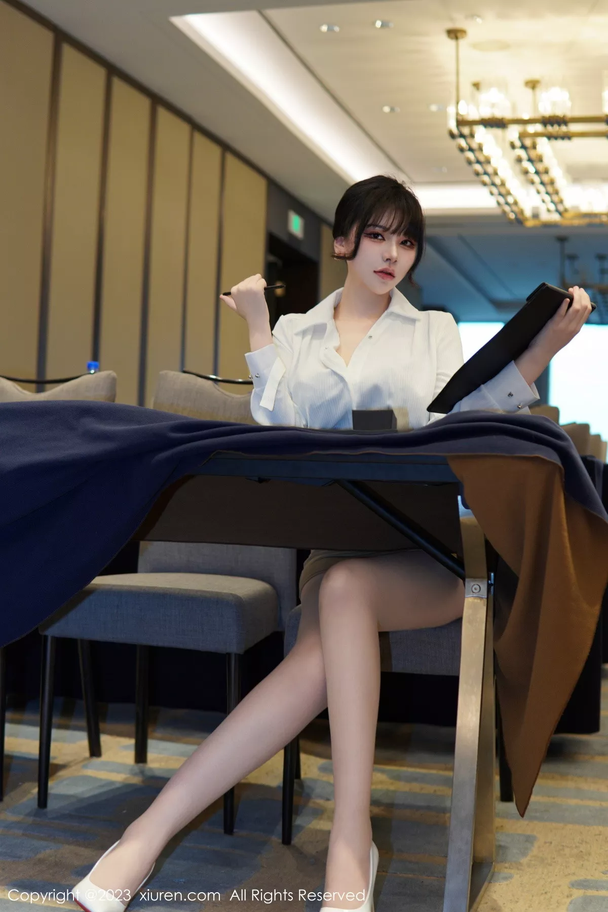 [XiuRen秀人网]第6111期桃桃子写真  第10张-《94零社区》