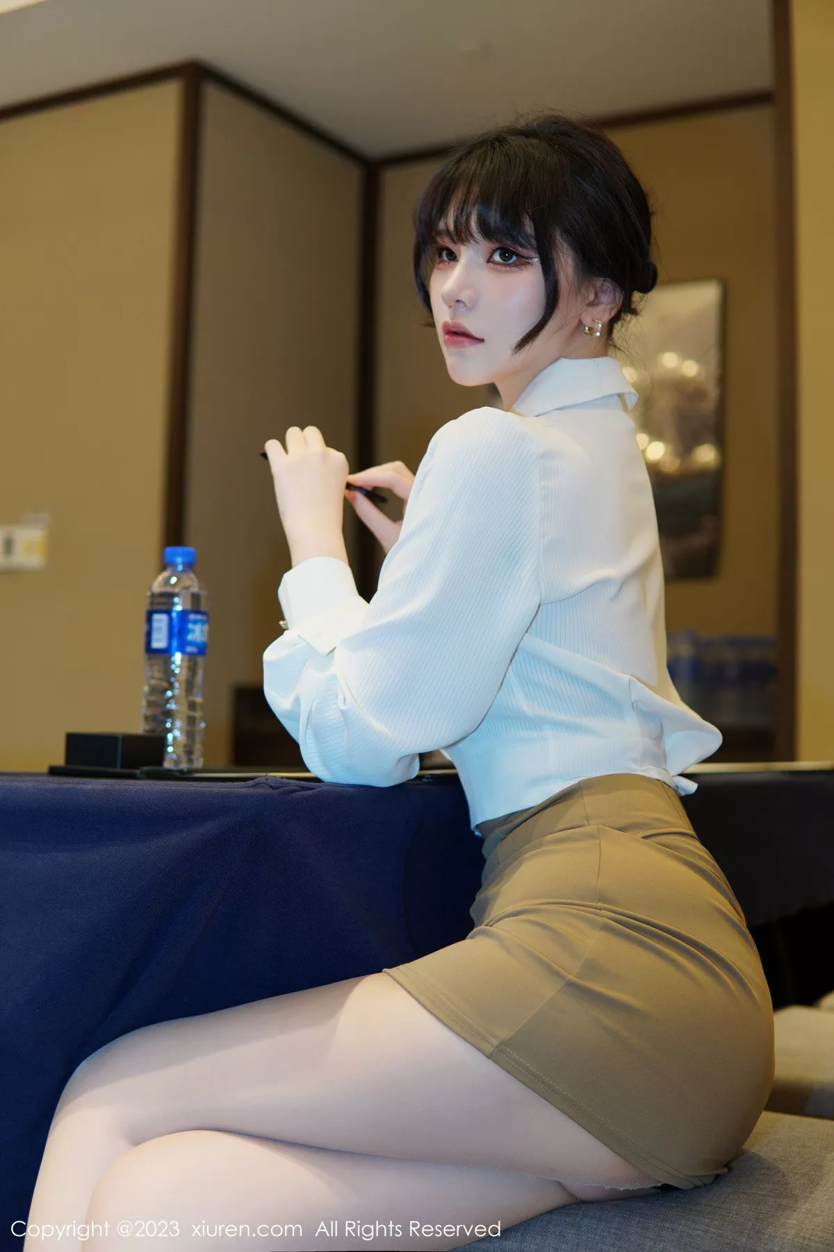[XiuRen秀人网]第6111期桃桃子写真  第7张-《94零社区》