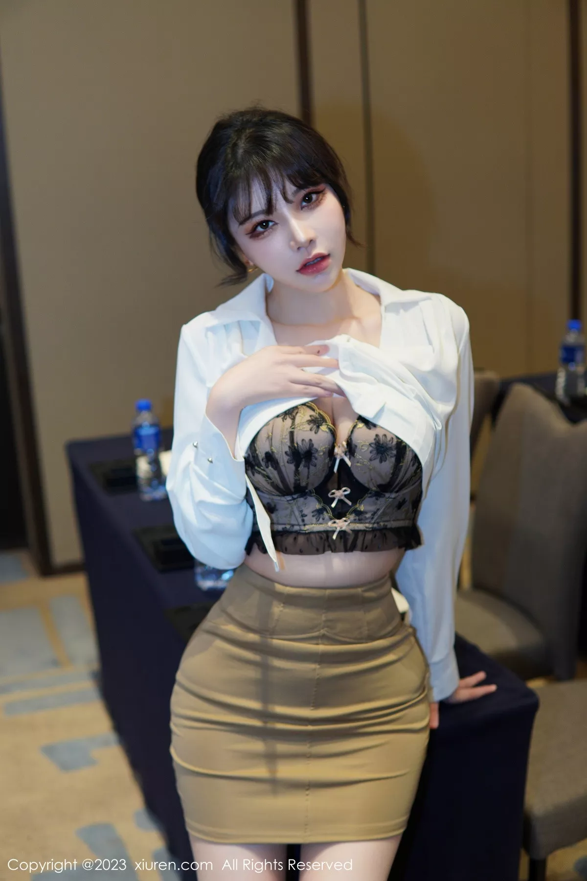 [XiuRen秀人网]第6111期桃桃子写真  第15张-《94零社区》