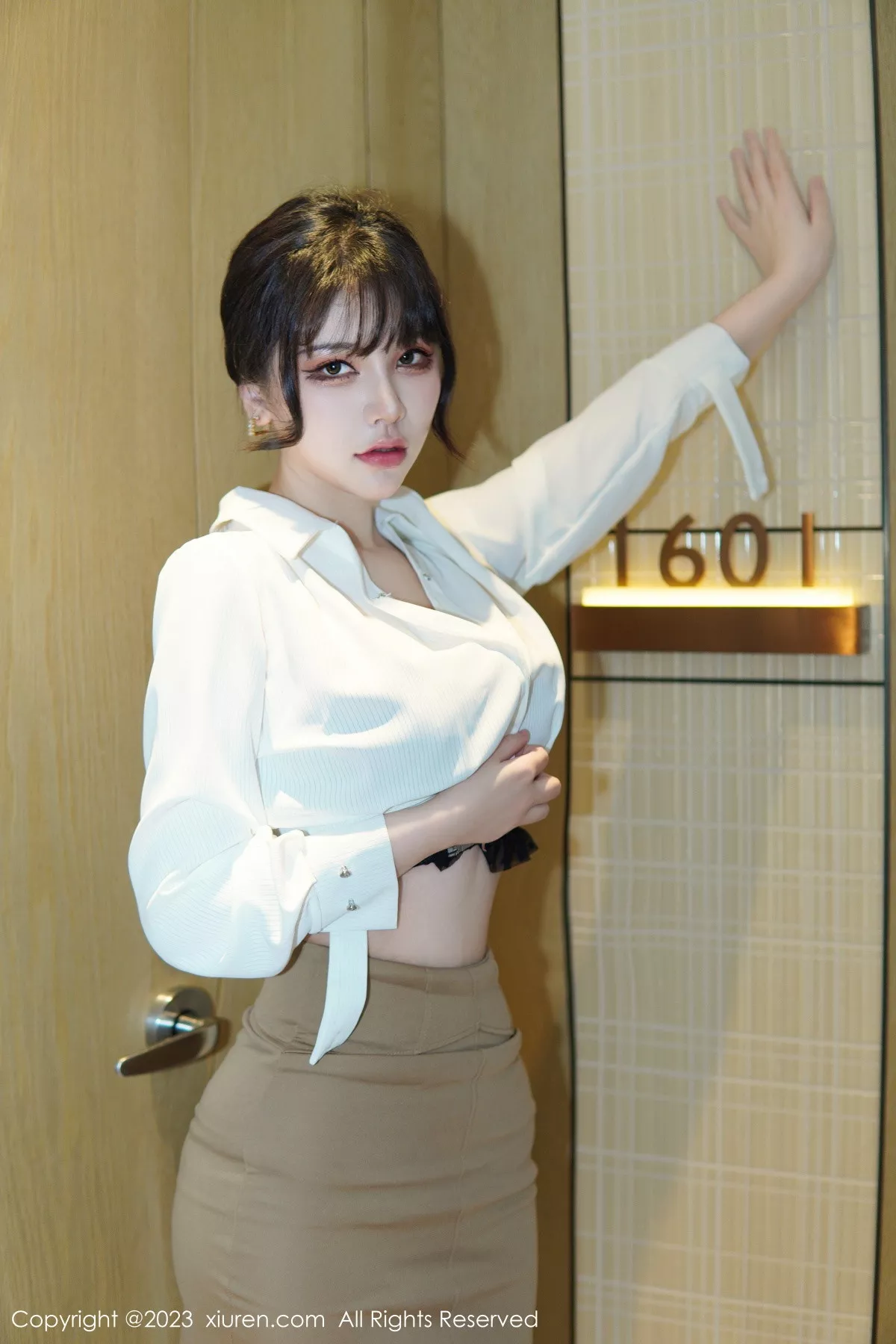 [XiuRen秀人网]第6111期桃桃子写真  第22张-《94零社区》