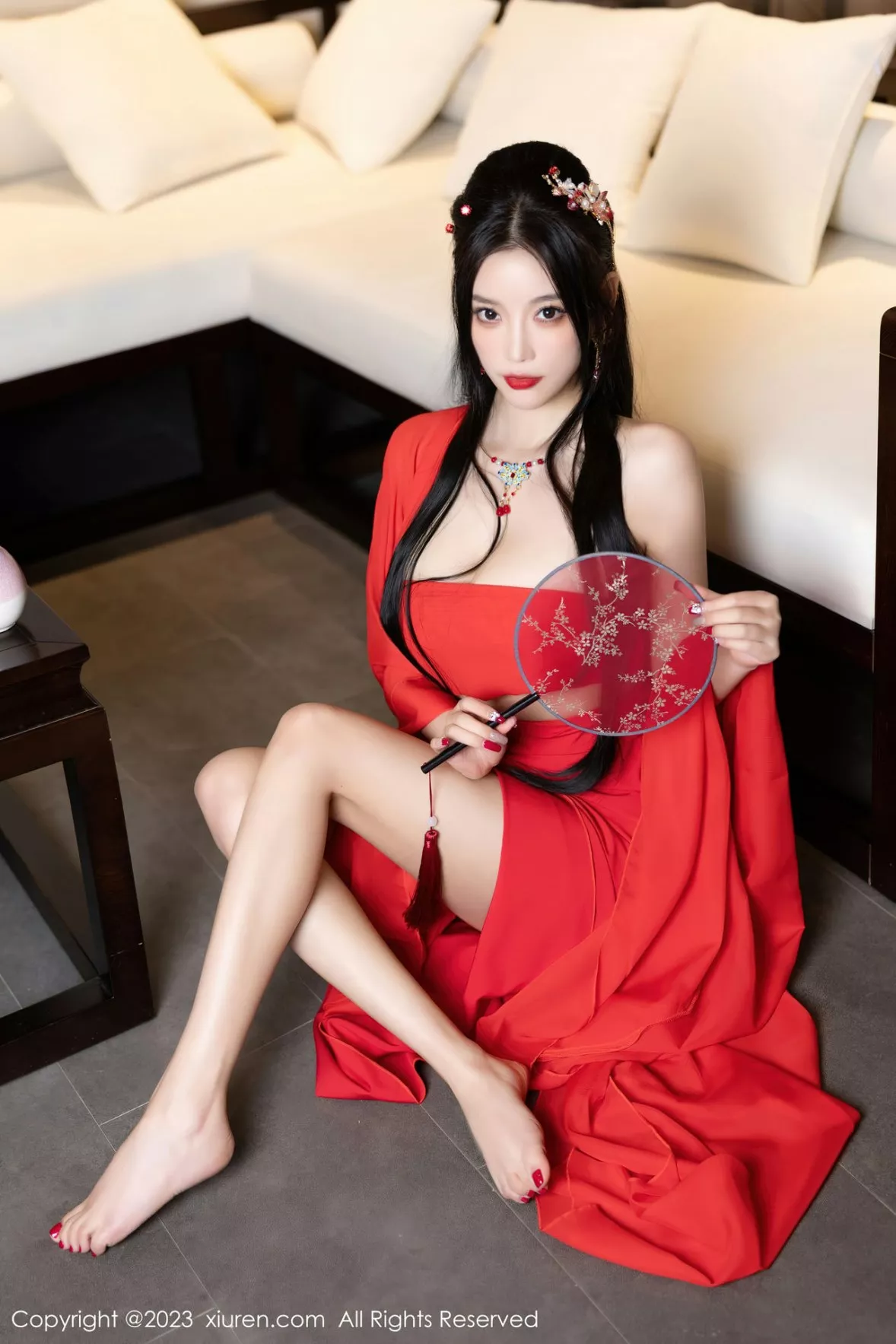 [XiuRen秀人网]第6149期杨晨晨写真  第2张-《94零社区》