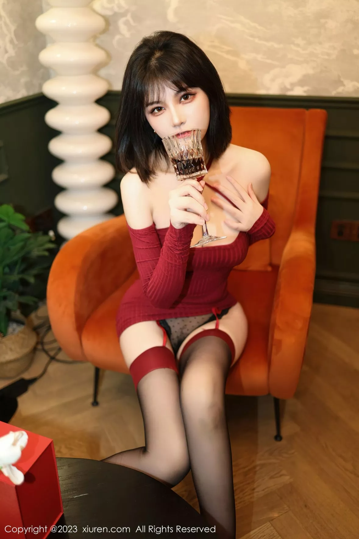 [XiuRen秀人网]第6144期桃桃子写真  第33张-《94零社区》