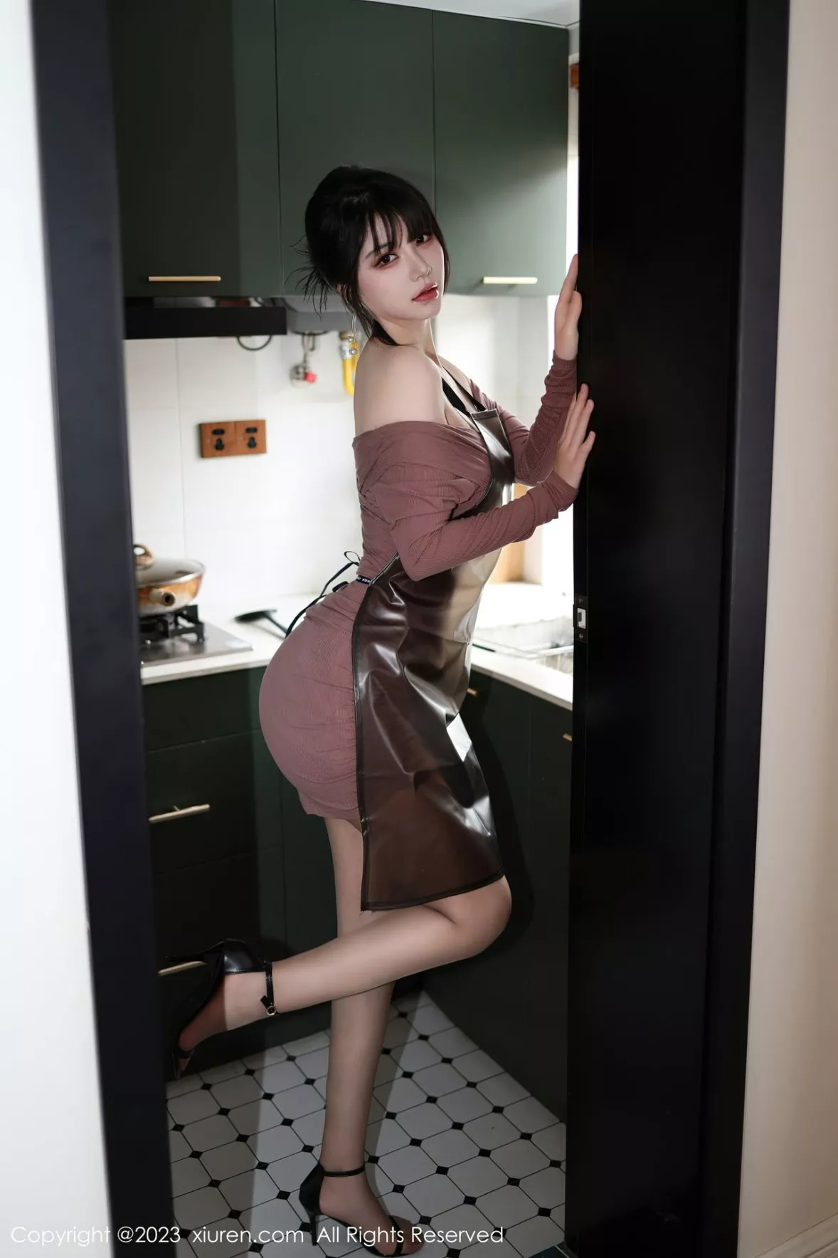 [XiuRen秀人网]第6178期桃桃子写真  第16张-《94零社区》