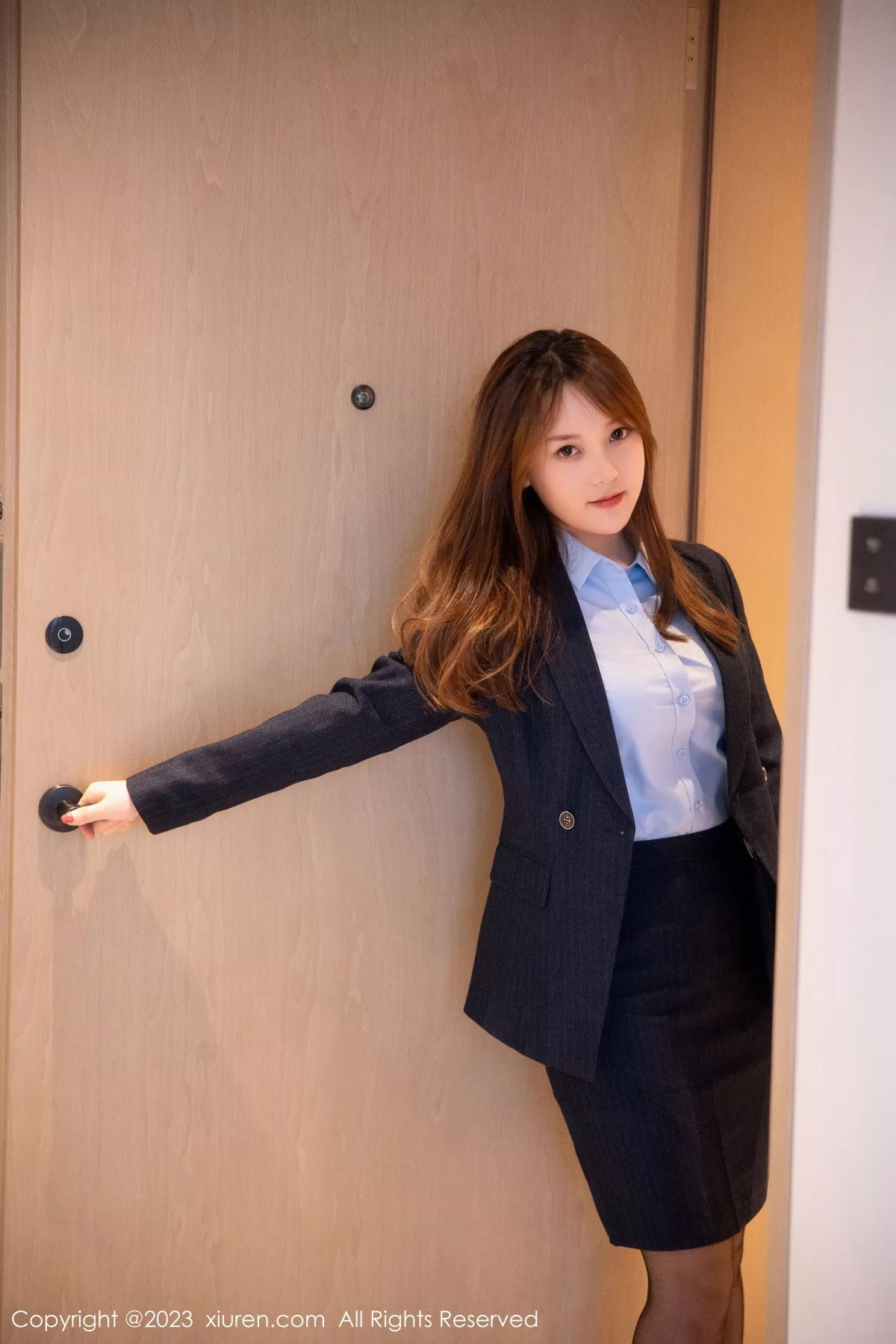 [XiuRen秀人网]第6190期豆瓣酱写真  第12张-《94零社区》