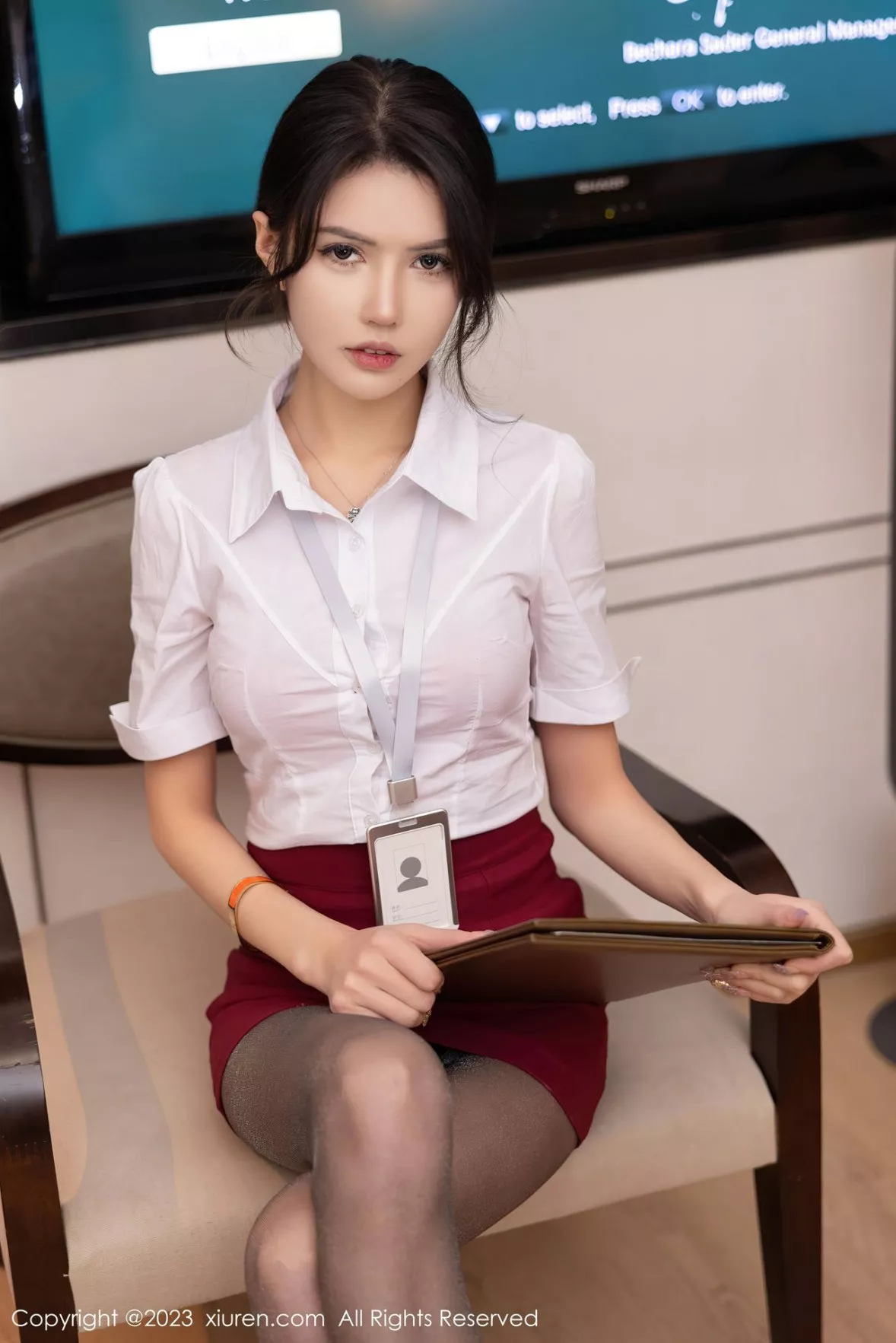 [XiuRen秀人网]第6232期媛媛酱写真  第4张-《94零社区》