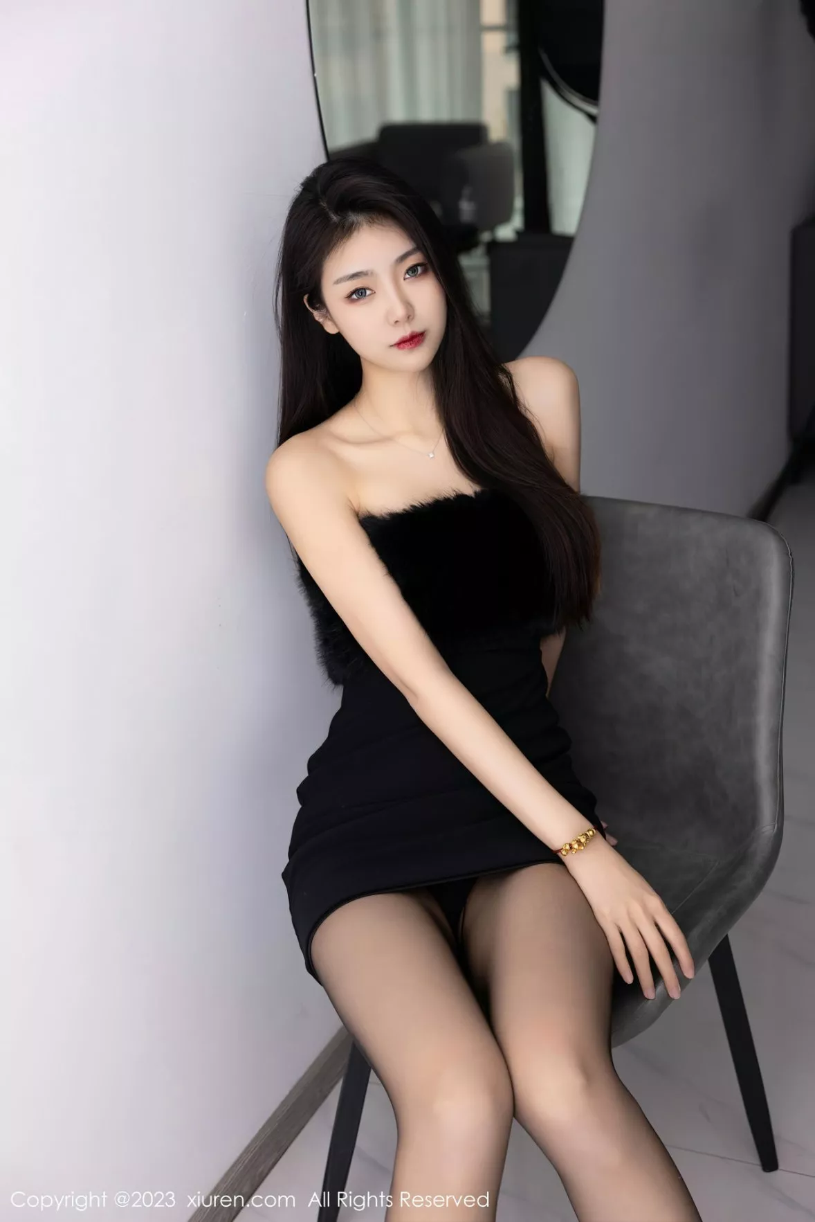 [XiuRen秀人网]第6275期可乐写真  第3张-《94零社区》