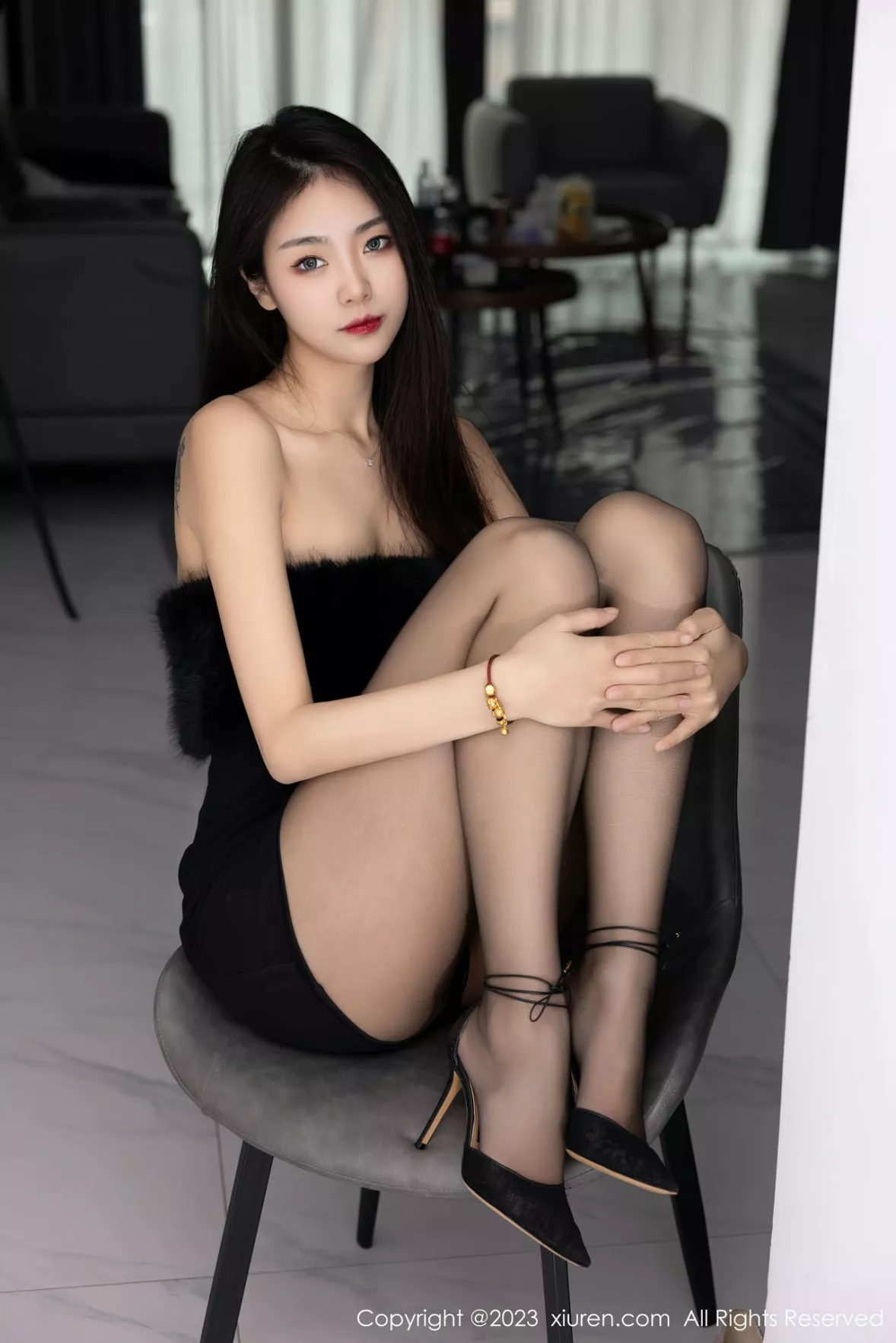 [XiuRen秀人网]第6275期可乐写真  第19张-《94零社区》